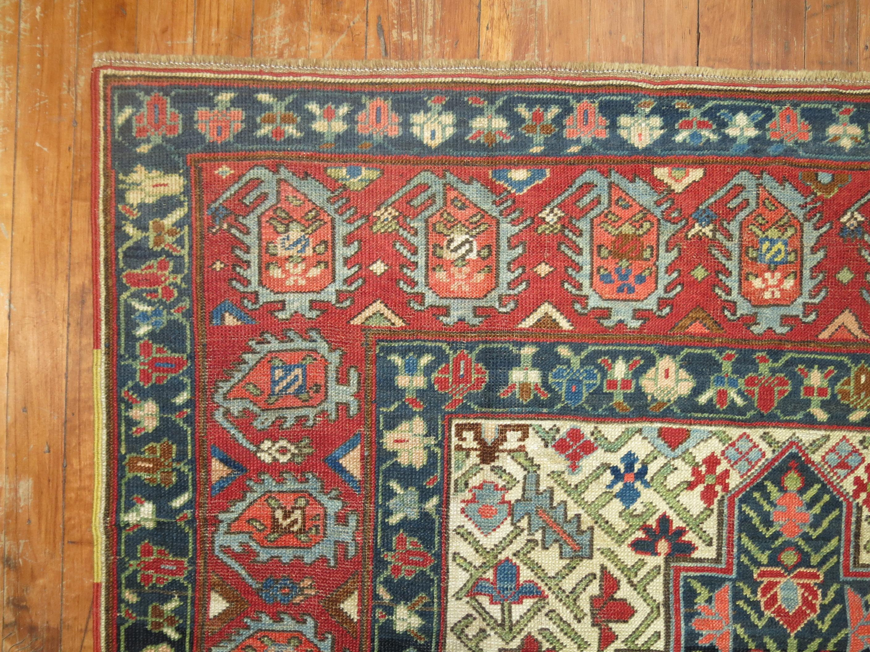 un tapis Karabagh de la fin du 19e siècle de la taille d'une galerie

Détails
rug no.	9314
taille	4' 8