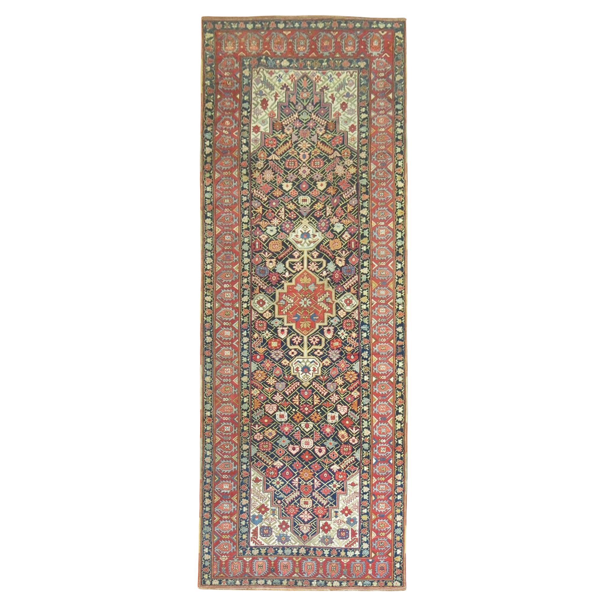 Tapis de couloir géométrique Karabagh Collection Zabihi en vente