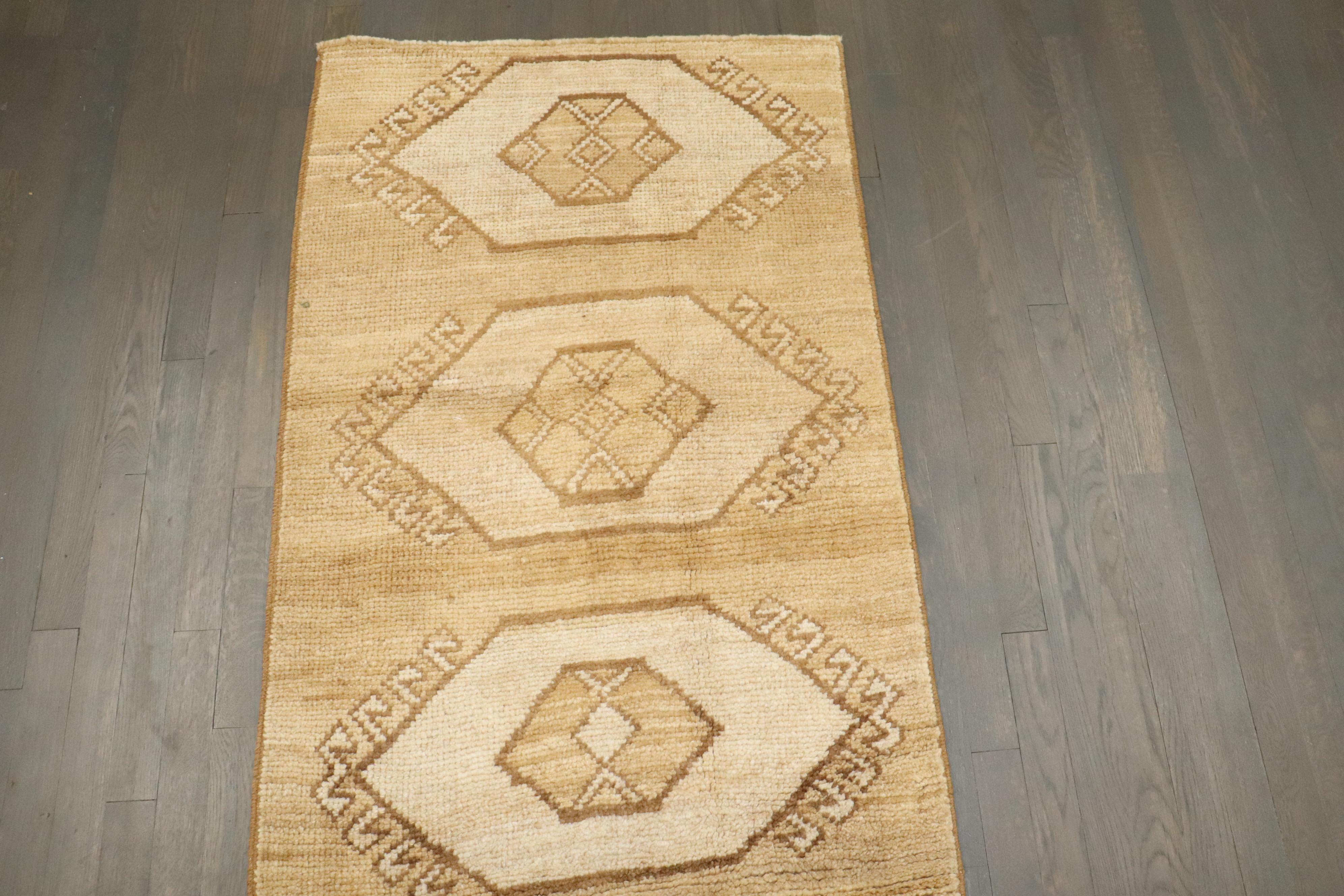 XX secolo Runner turco tribale geometrico della Collection'S di Zabihi in vendita