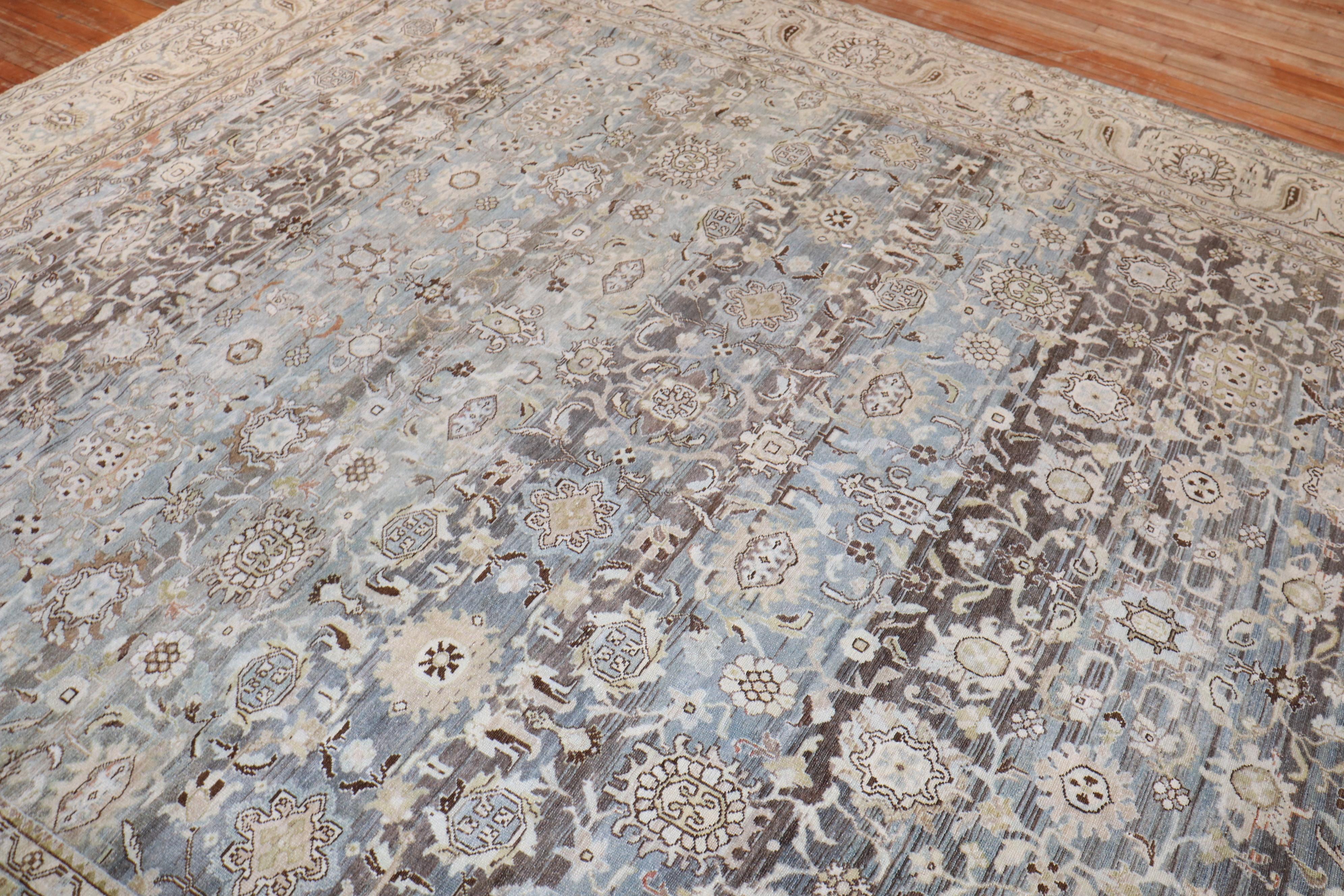 Colección Zabihi Alfombra Persa Antigua Malayer Gris clásico estadounidense en venta