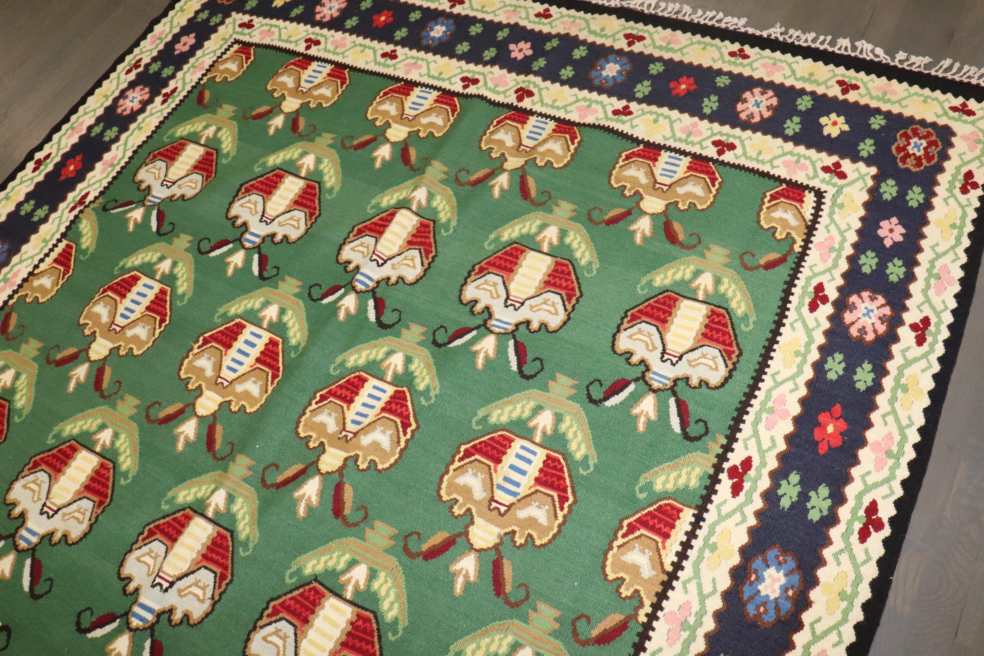 Kilim verde di Besserabian della collezione Zabihi in vendita 1
