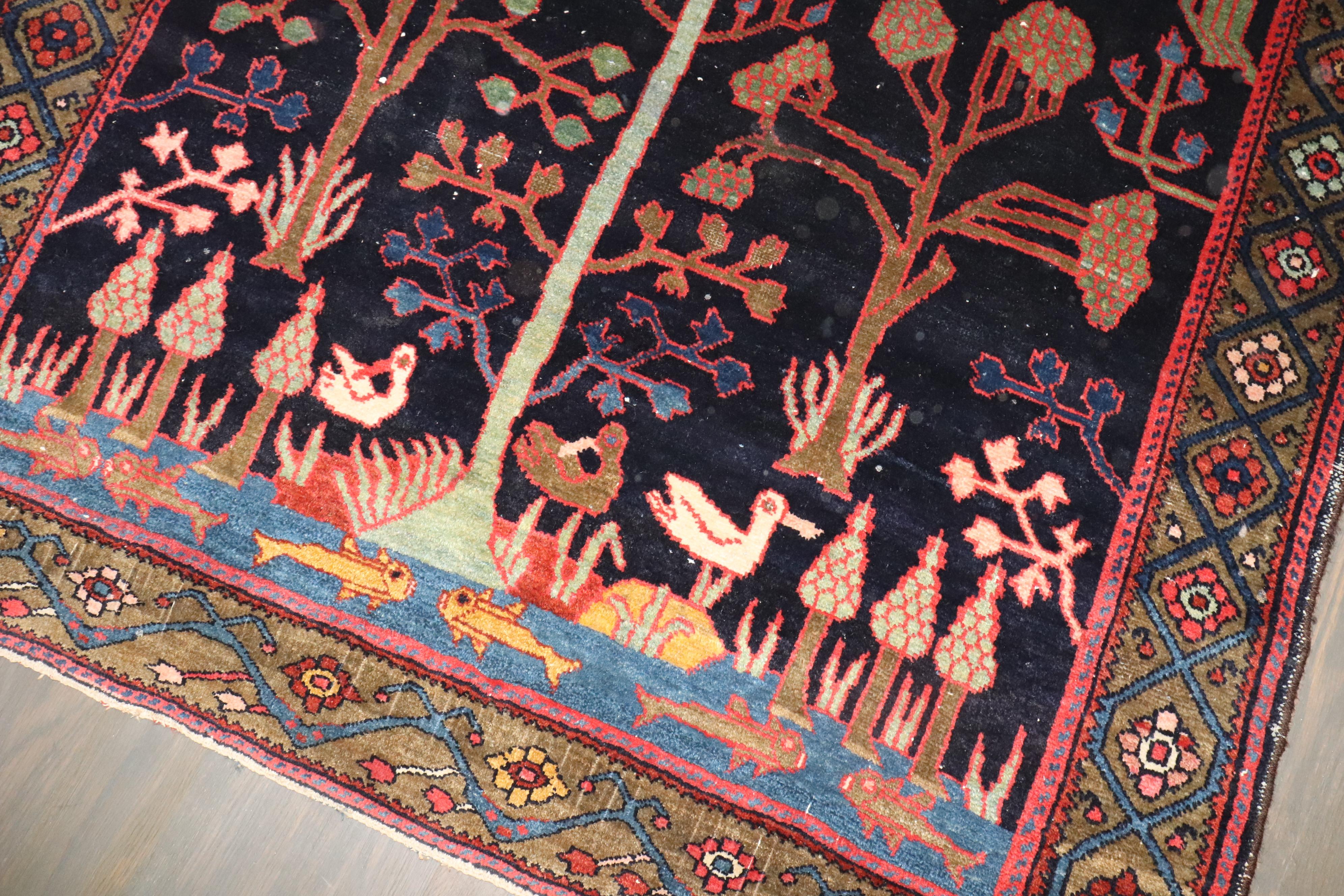 Tabriz Tappeto d'accento persiano Hamadan armonioso della collezione Zabihi in vendita