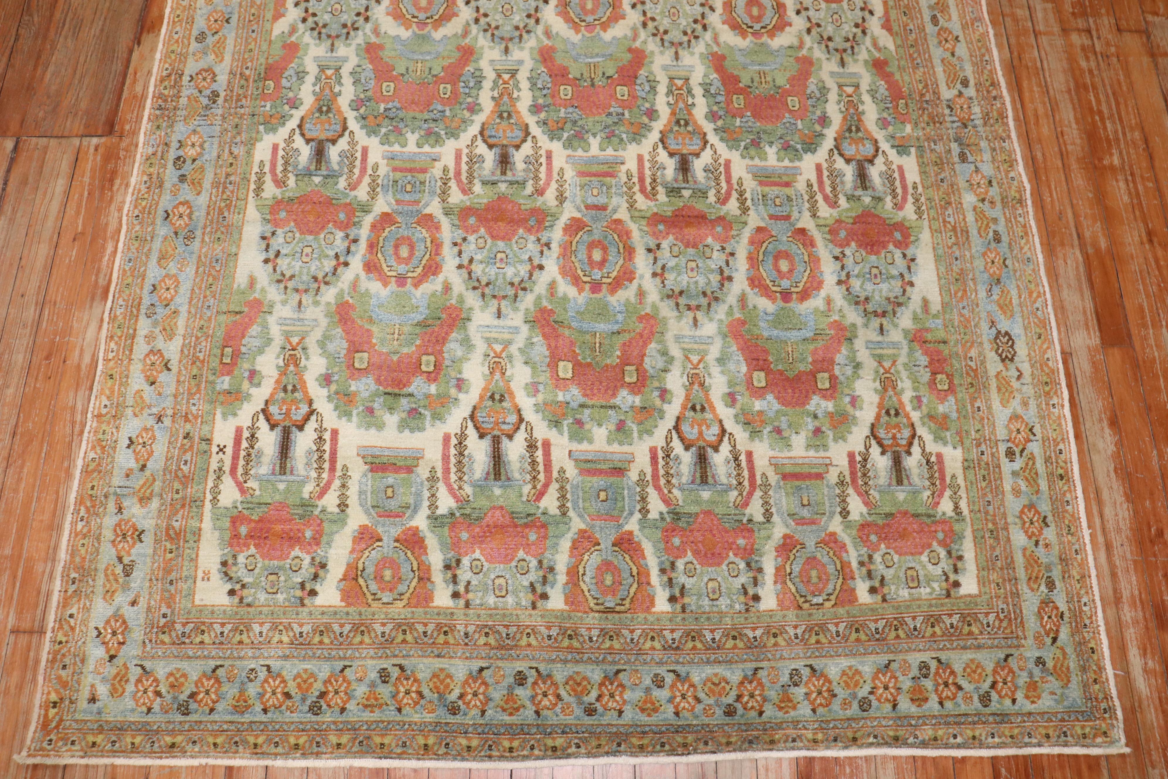 Colección Zabihi Alfombra Persa Cuadrada Afshar Marfil Antiguo en venta 1