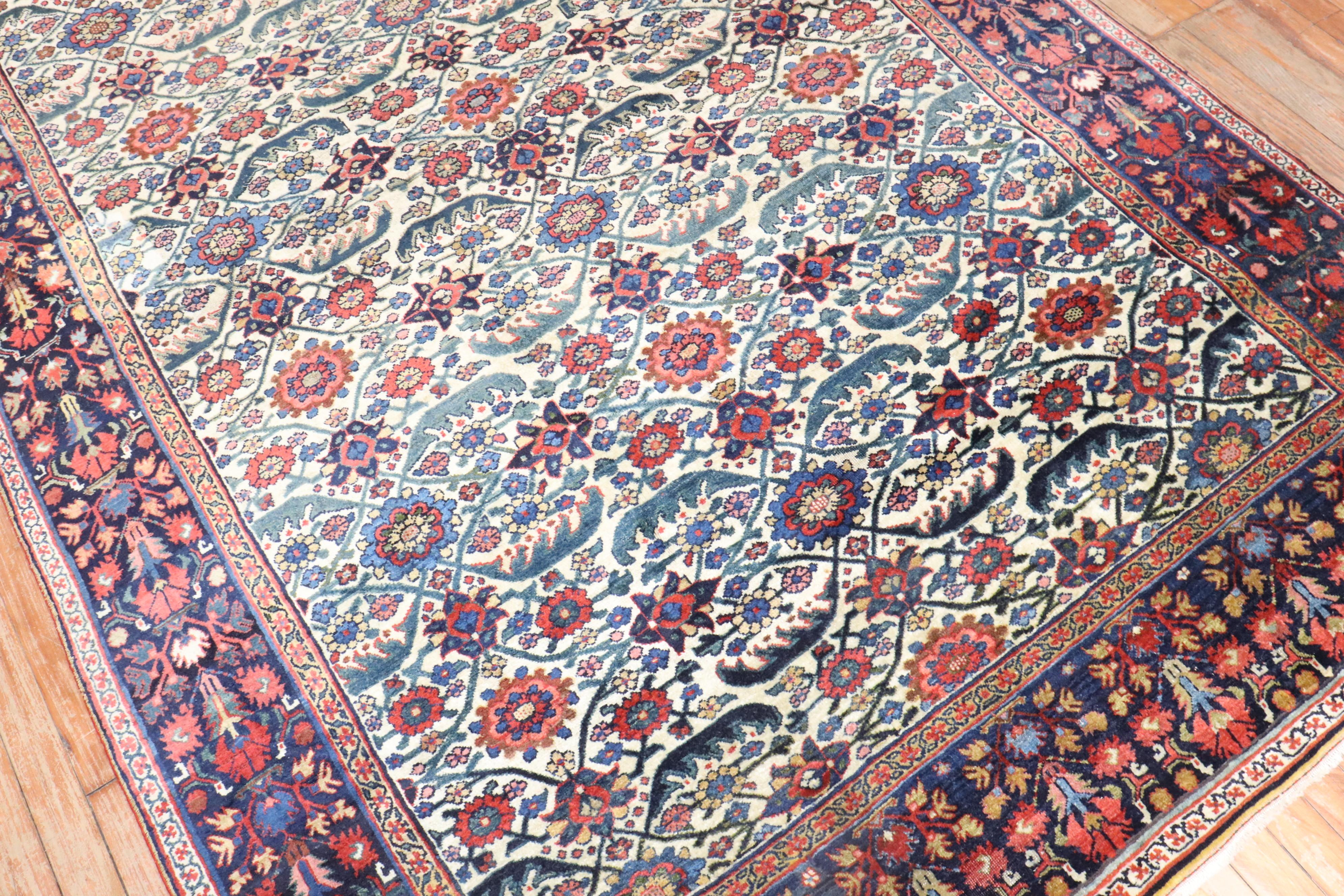 Tappeto Zabihi Collection'S Ivory Field Antique Persian Bidjar Gallery (a) Gallery in vendita 4