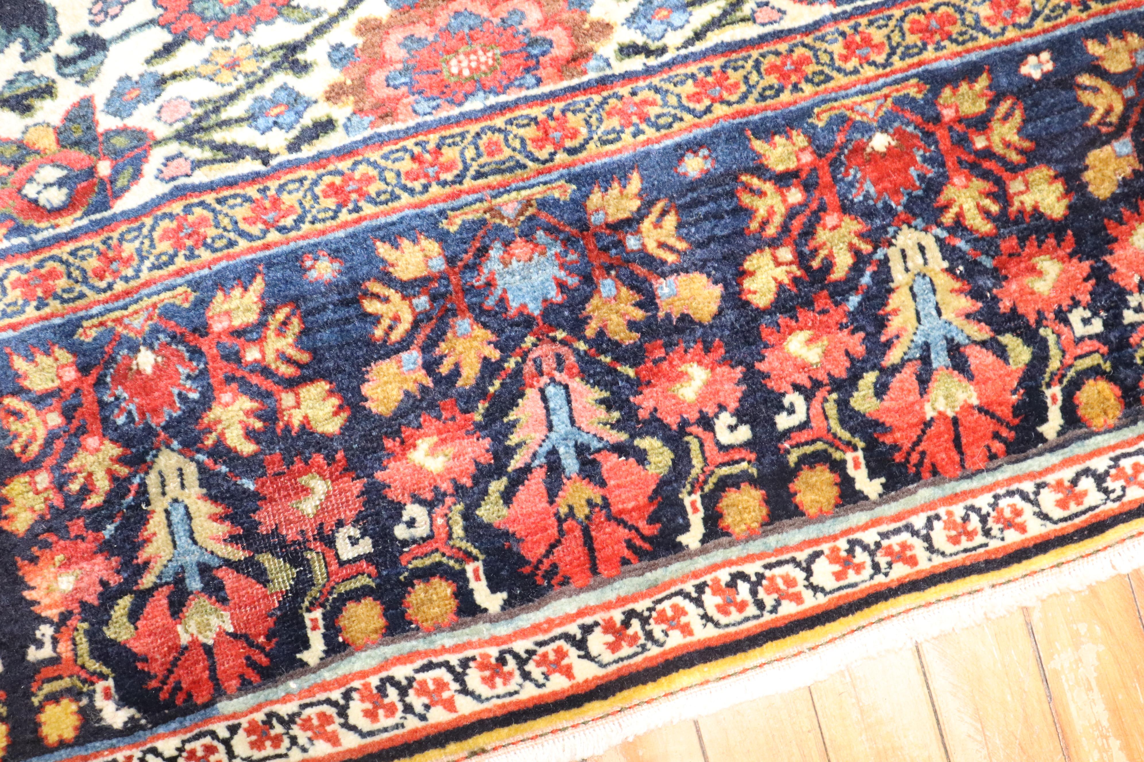 Lana Tappeto Zabihi Collection'S Ivory Field Antique Persian Bidjar Gallery (a) Gallery in vendita