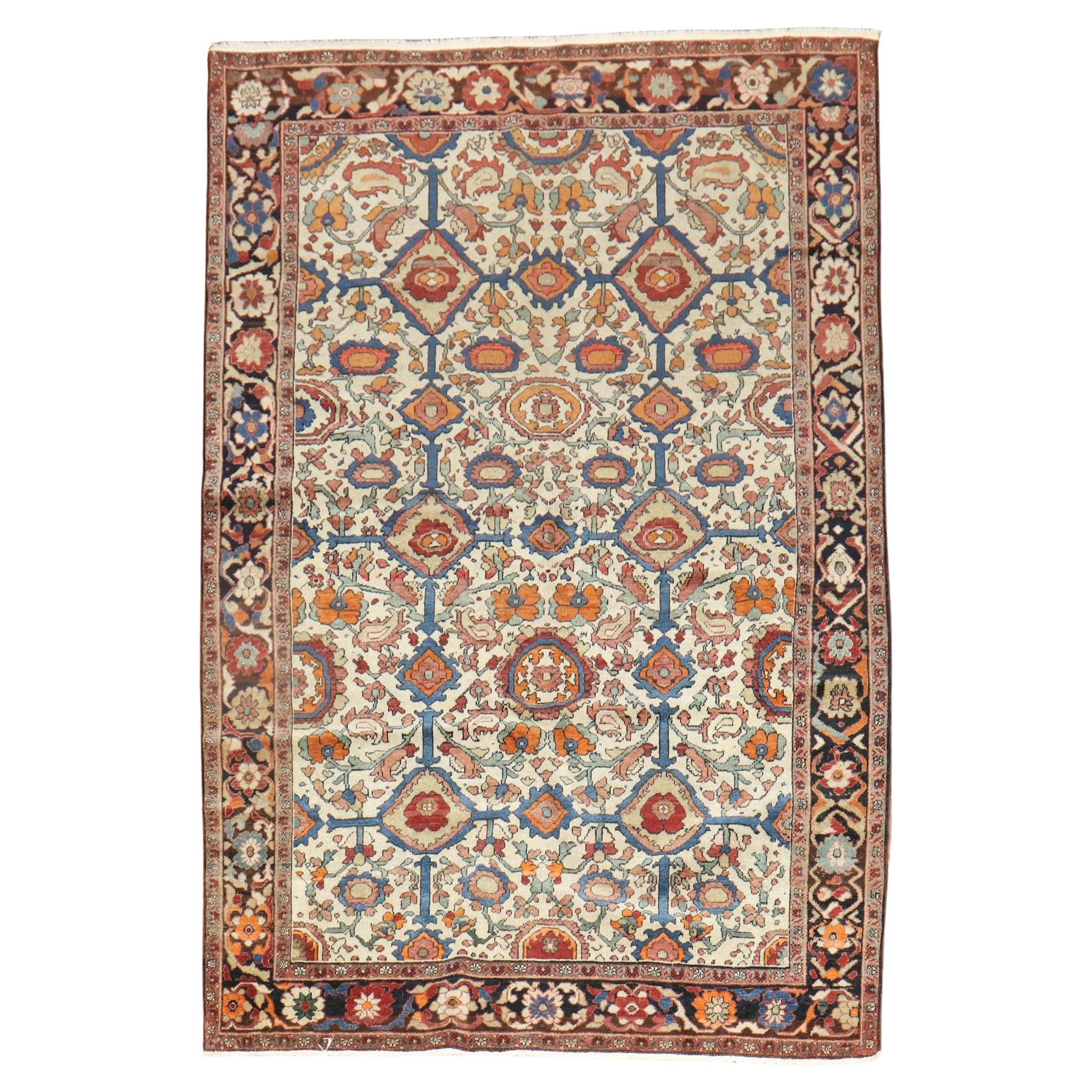 Zabihi Collection Elfenbeinfarbener Grund Malayer Akzentteppich