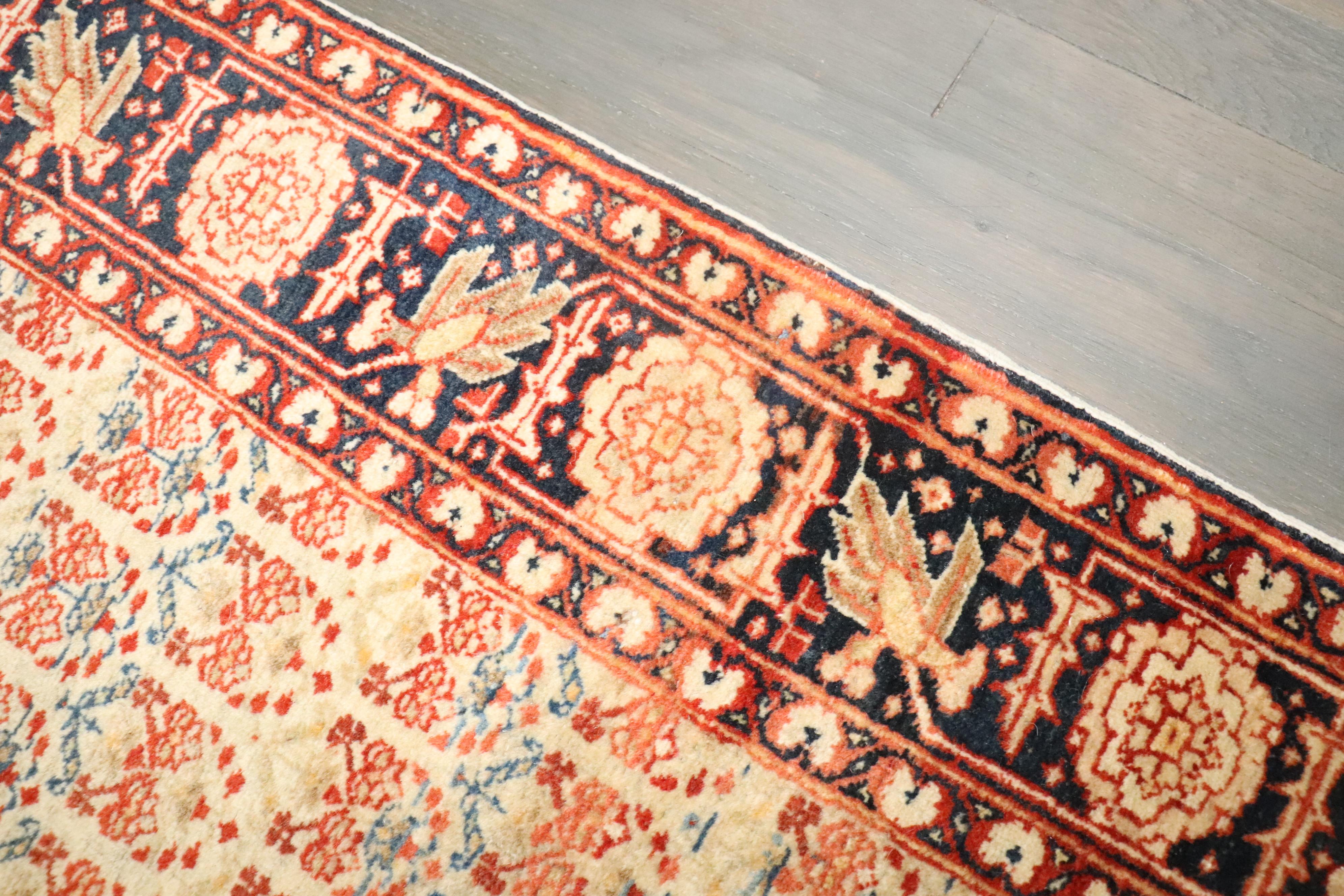 Zabihi Colección Tabriz Marfil Haji Jalili Alfombra Persa Fina en venta 4