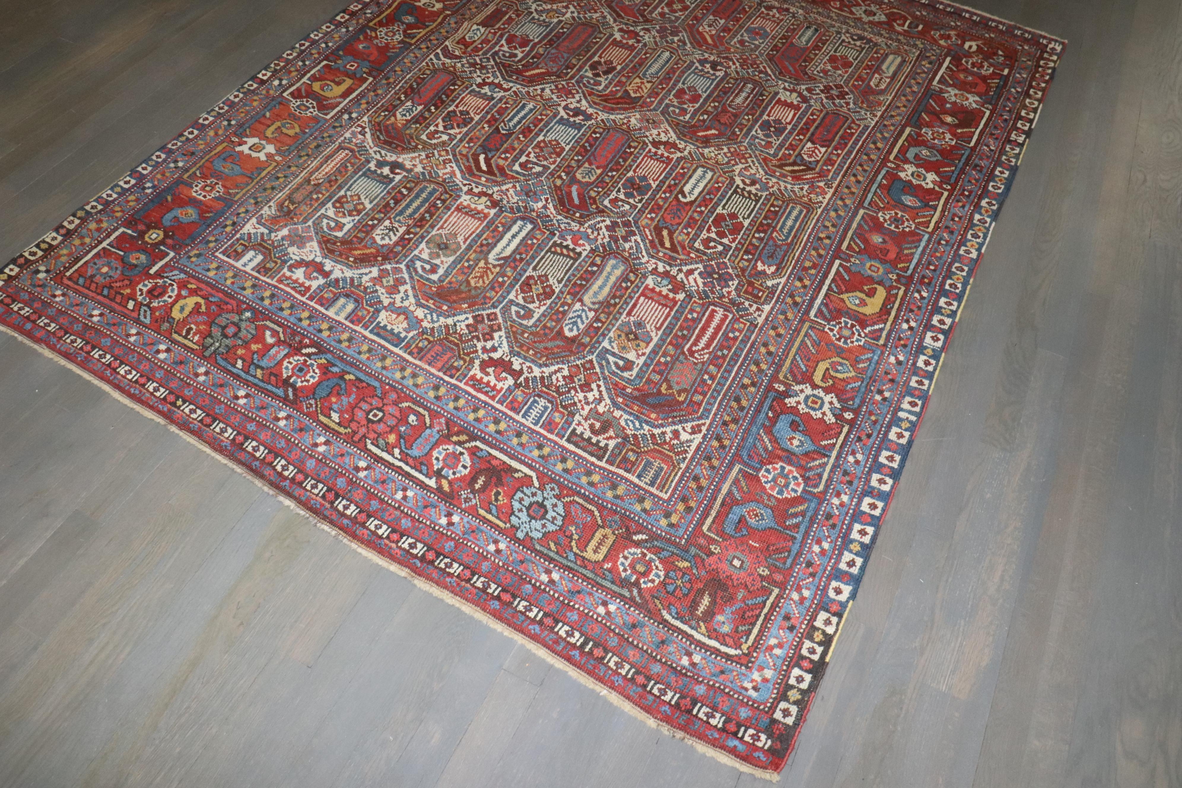 Colección Zabihi Alfombra Tribal Marfil Shiraz Khamseh Antigua en venta 3