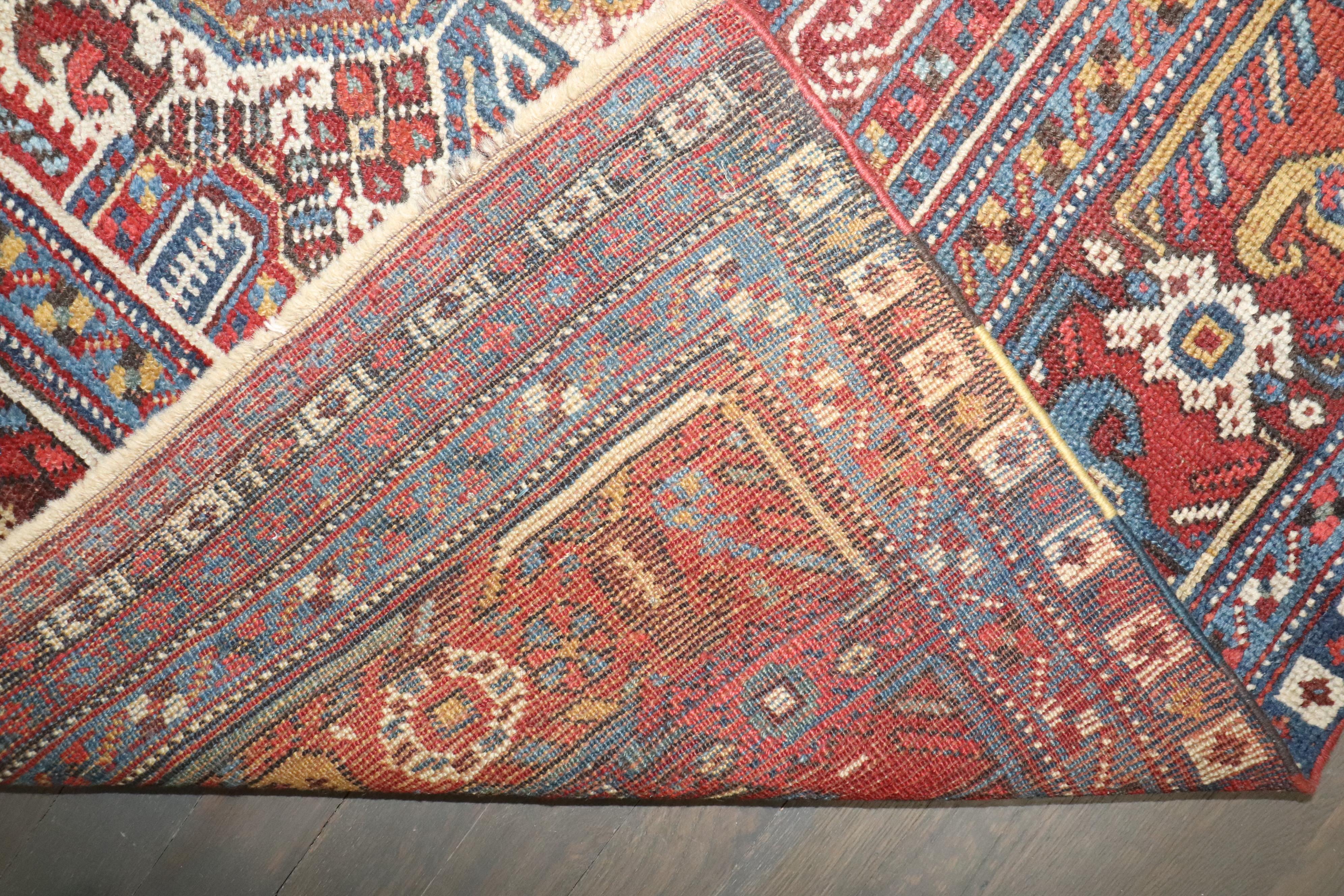 Colección Zabihi Alfombra Tribal Marfil Shiraz Khamseh Antigua Anudado a mano en venta