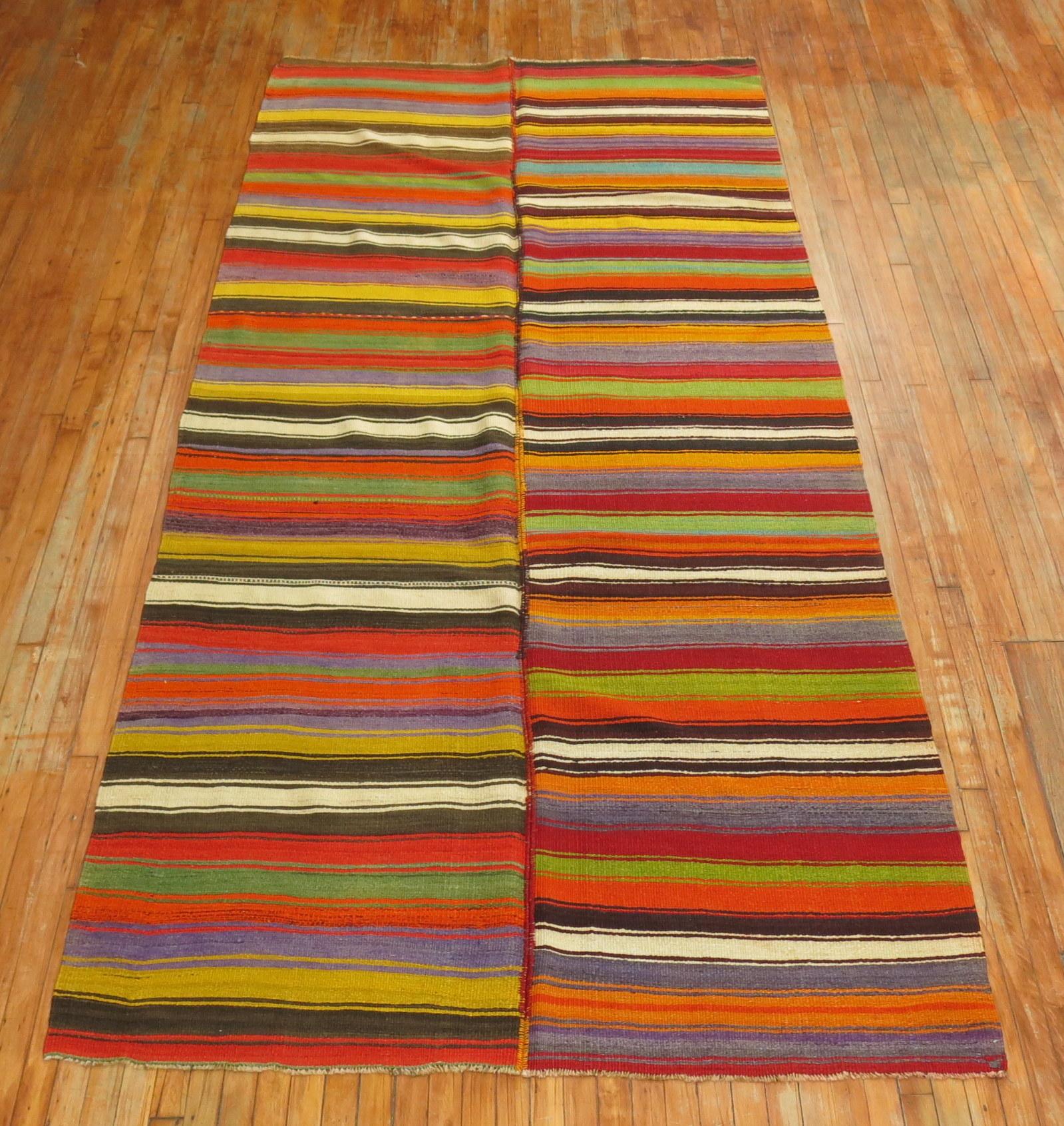 XX secolo Zabihi Collection Kilim Gallery Runner (a) Gallery in vendita