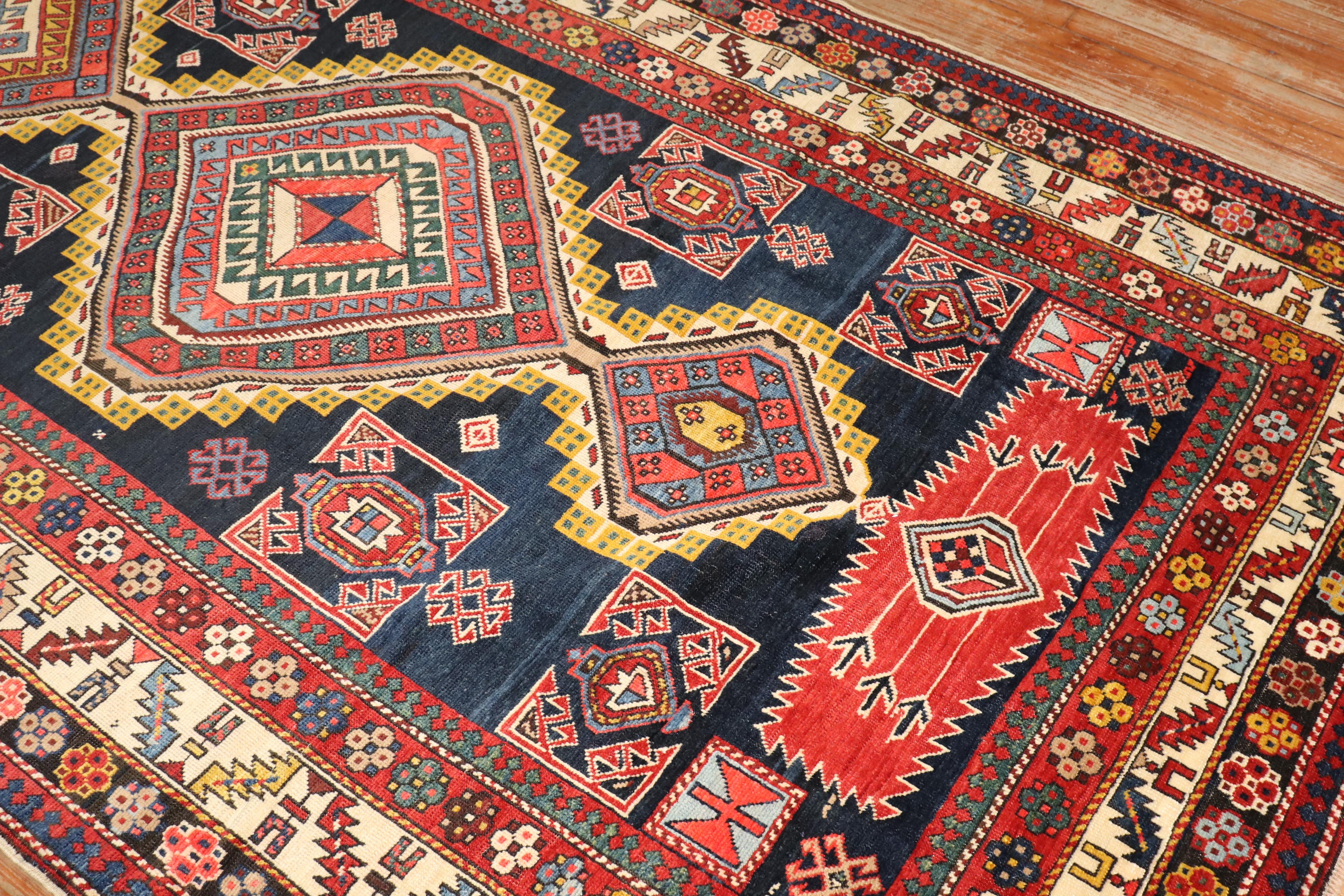 Caucasien Zabihi Collection Large Gallery Size 19ème siècle Antique Shirvan Rug en vente
