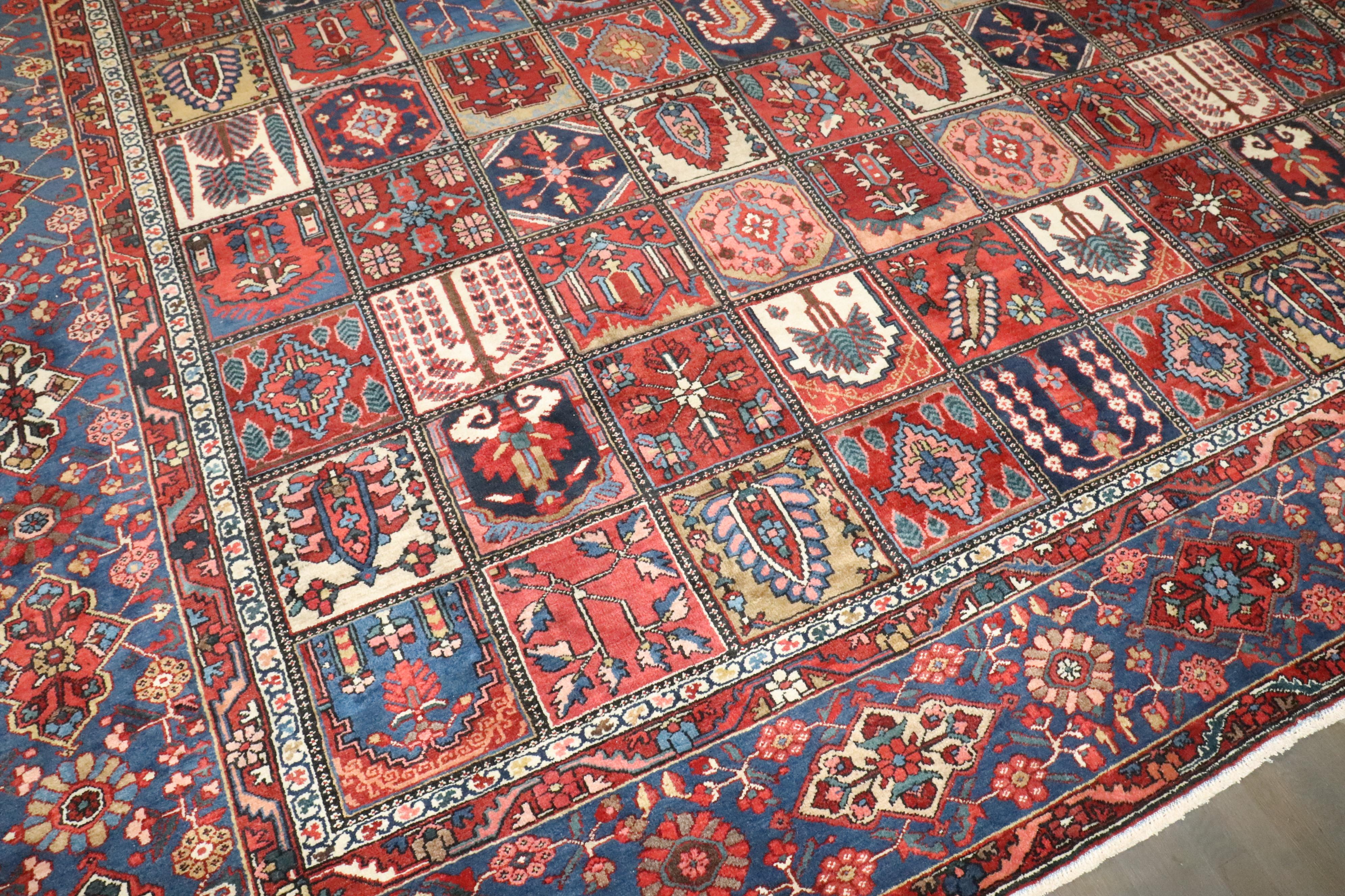 Zabihi Collection Large Square Persian Antique Bakhtiari Rug (Persisch) im Angebot