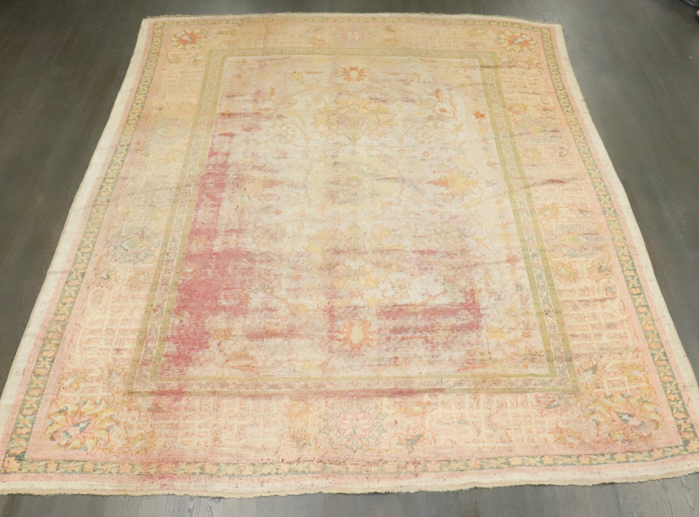 un tappeto turco Oushak della fine del XIX secolo, usurato e di dimensioni adeguate per una stanza

Dettagli
rug no.	j4728
dimensione	8' 9