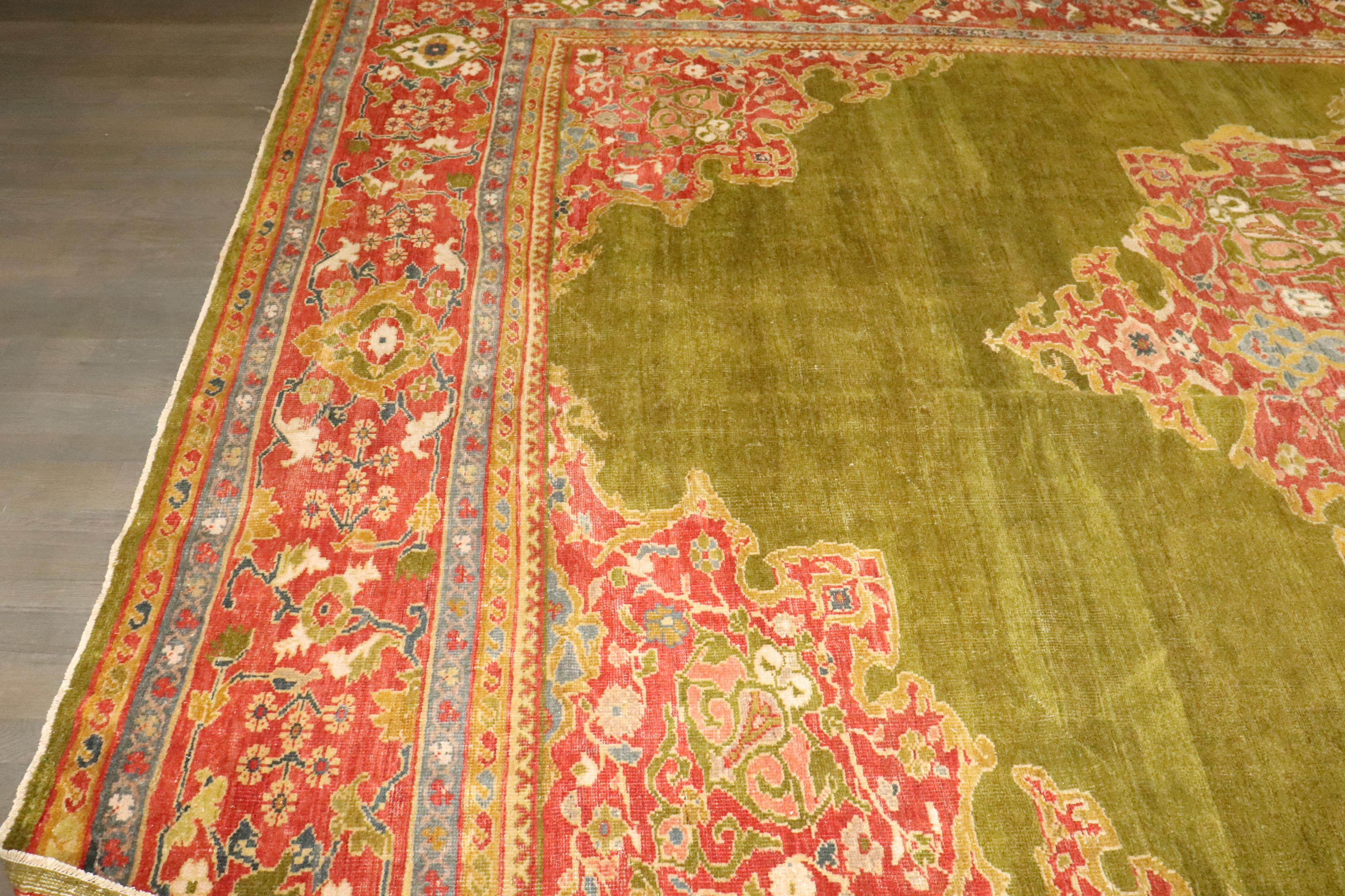 Grüner Sultanabad-Teppich aus der Zabihi-Kollektion des späten 19. Jahrhunderts im Angebot 5