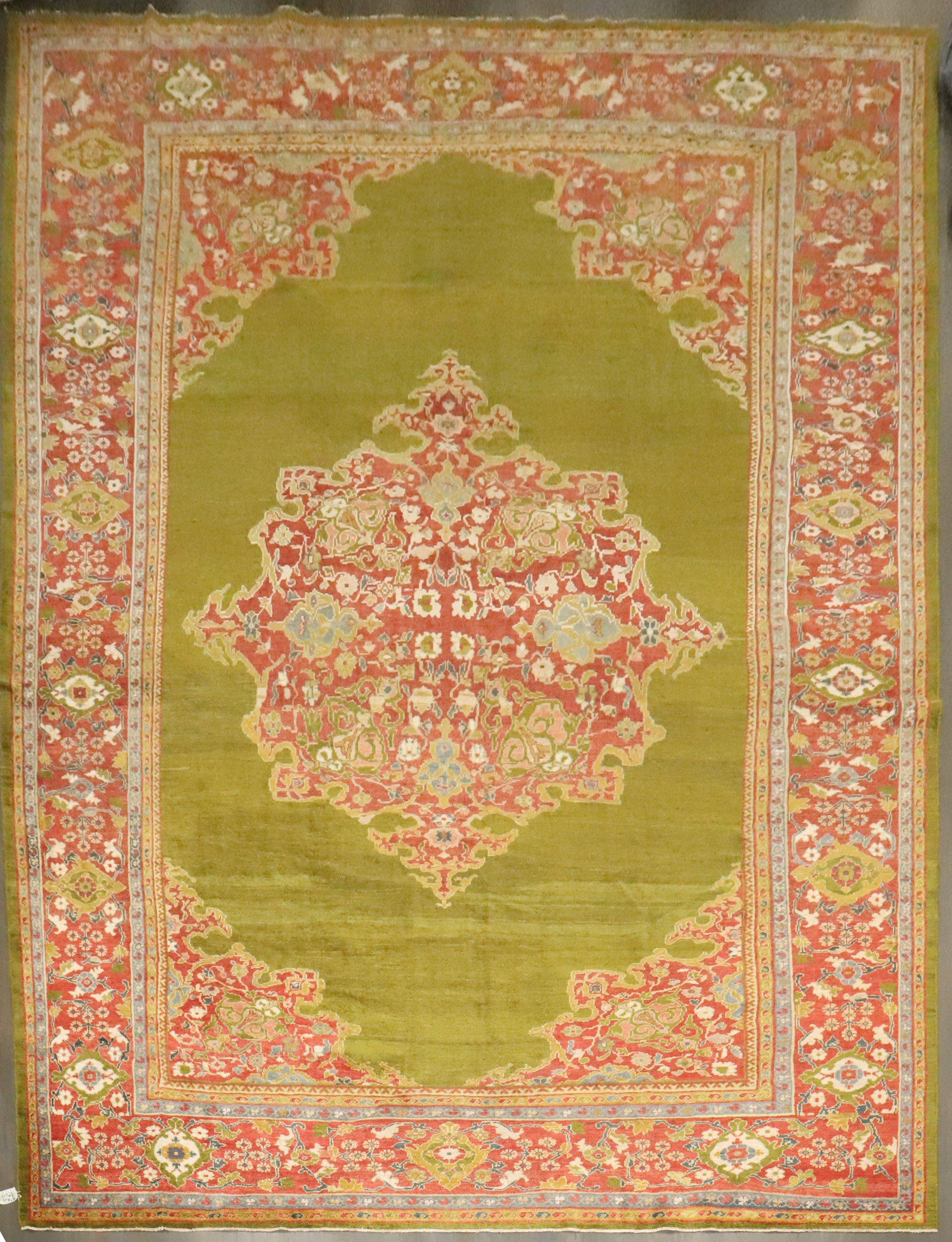 Grüner Sultanabad-Teppich aus der Zabihi-Kollektion des späten 19. Jahrhunderts im Angebot 8