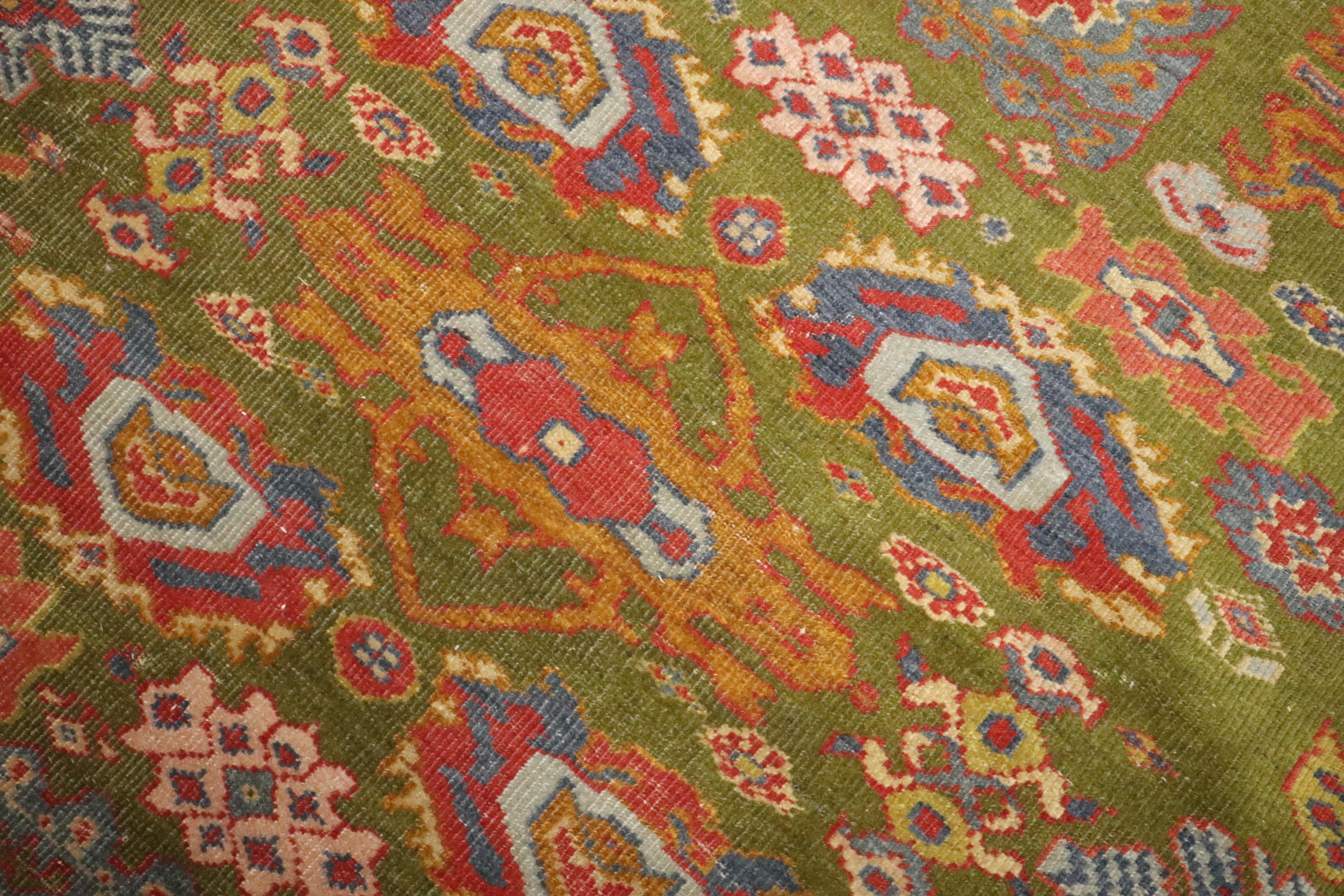 Zabihi Collection late 19th Century Green Sultanabad Rug For Sale 1