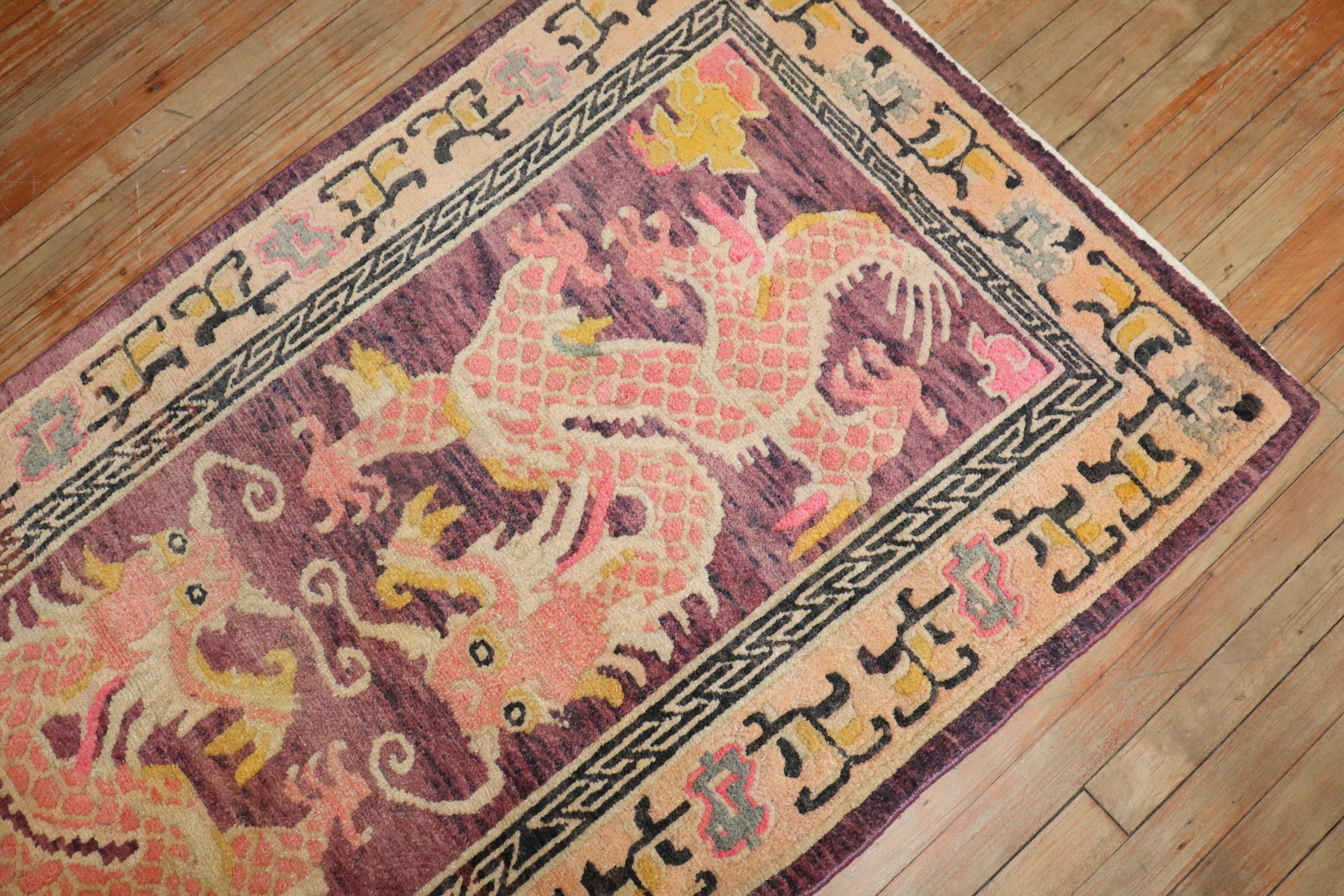 Zabihi Kollektion Lavendel Drache Vintage Tibetischer Teppich (20. Jahrhundert)
