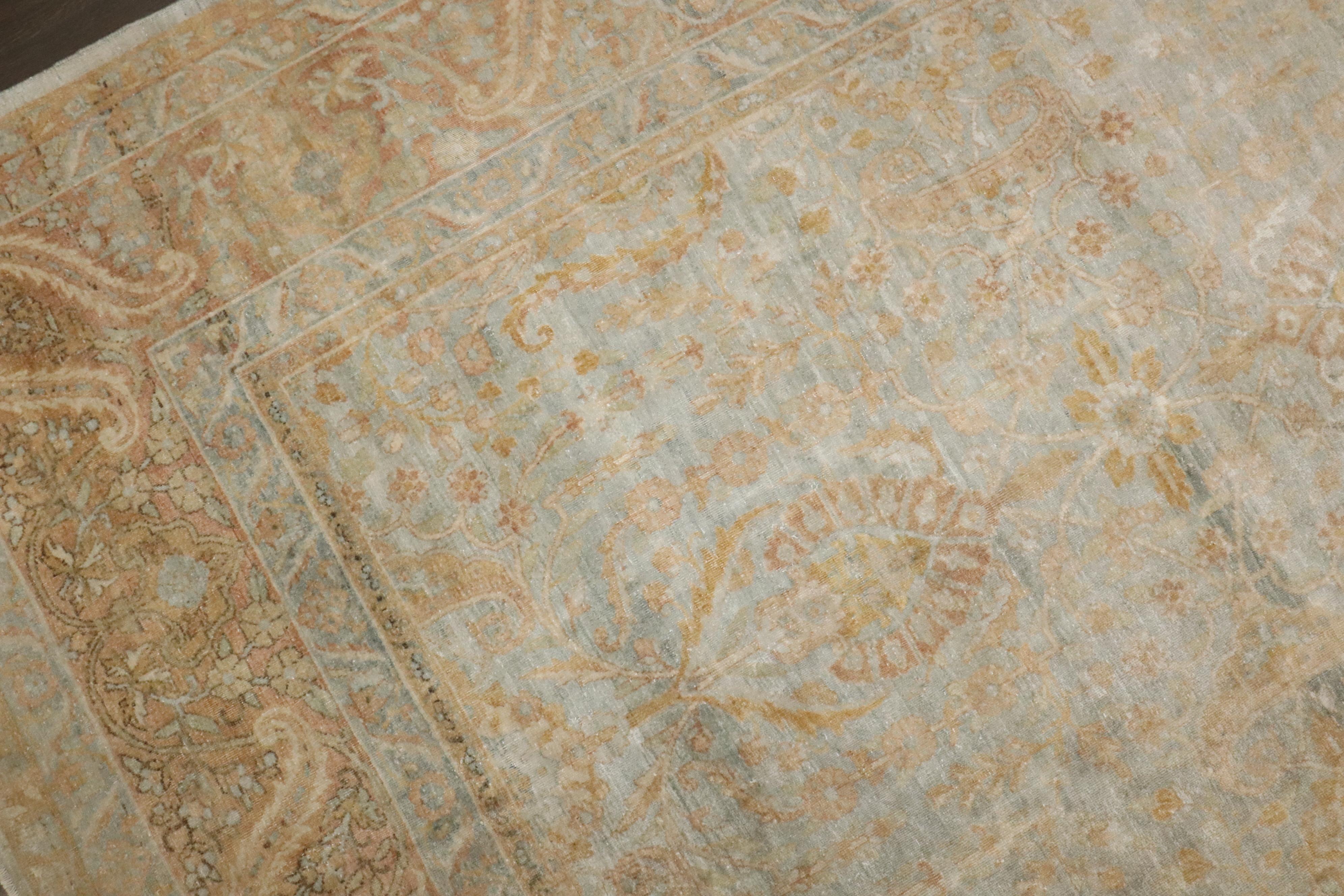 Zabihi Collection Hellblau Gold Antike Persische Kerman Teppiche im Angebot 4