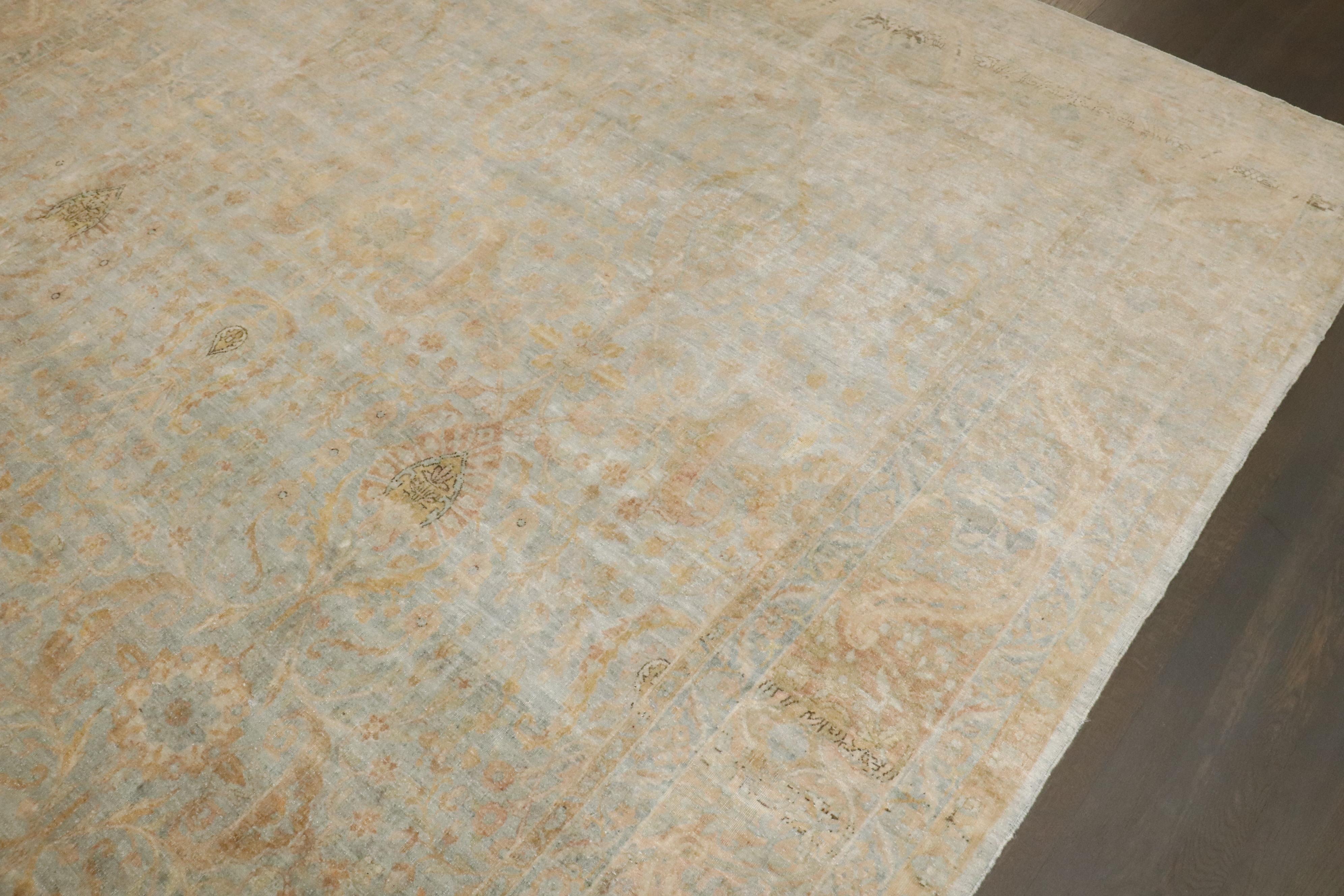 Zabihi Collection Hellblau Gold Antike Persische Kerman Teppiche im Angebot 5