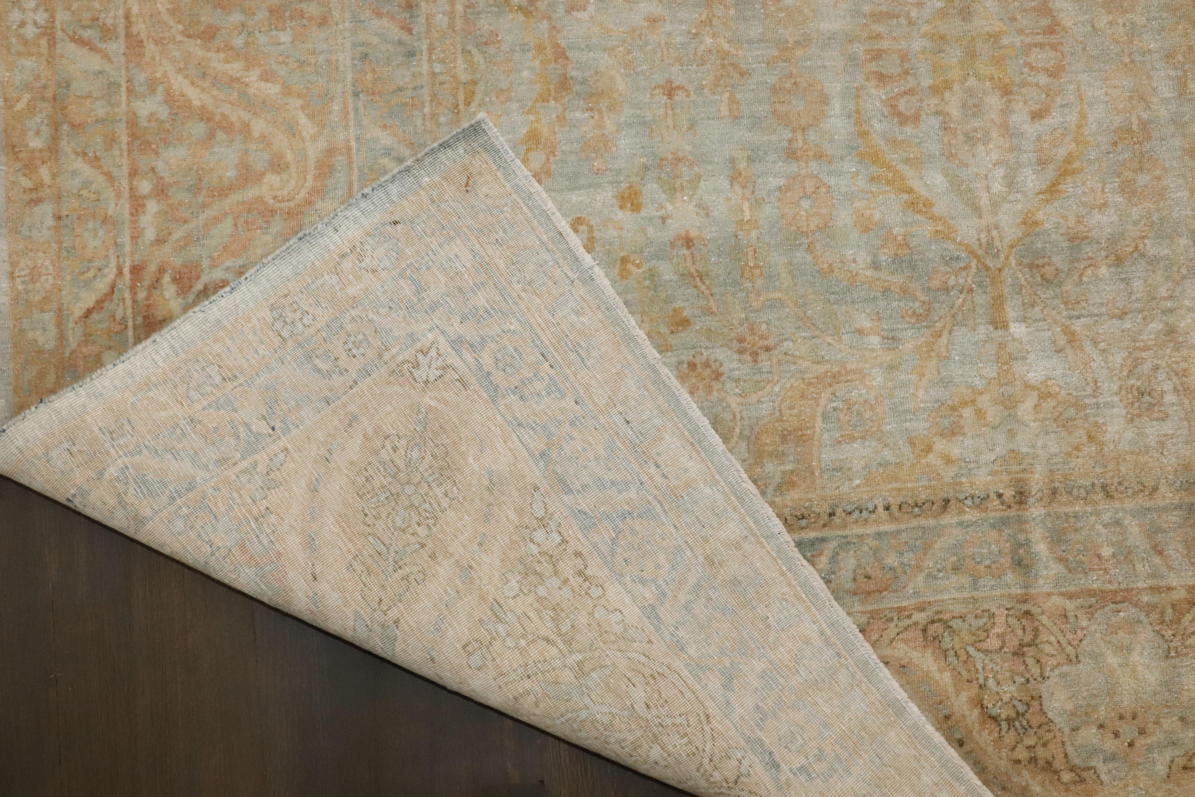Zabihi Collection Hellblau Gold Antike Persische Kerman Teppiche im Angebot 7