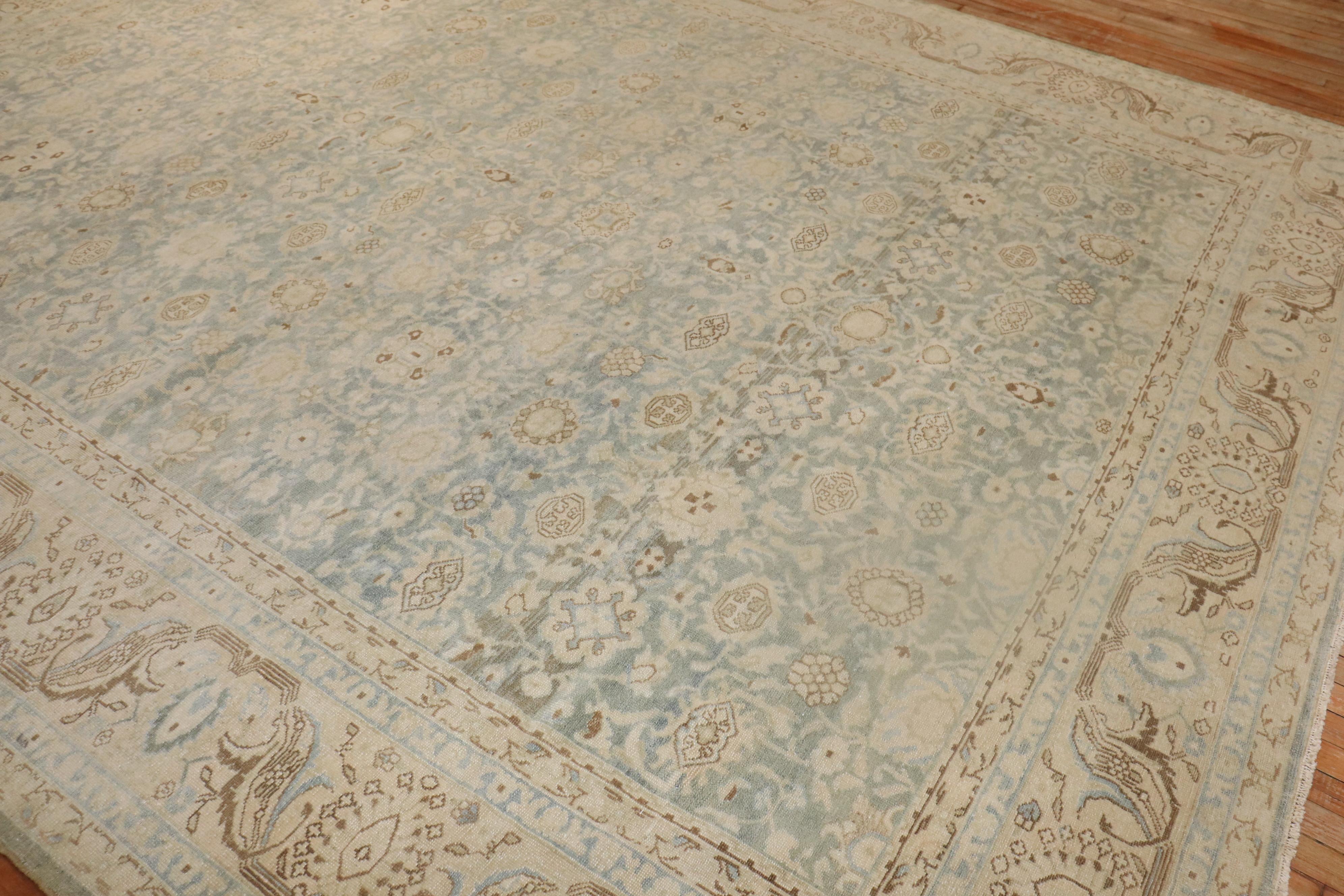 Tissé à la main Tapis persan Malayer ancien bleu clair et vert de la collection Zabihi en vente