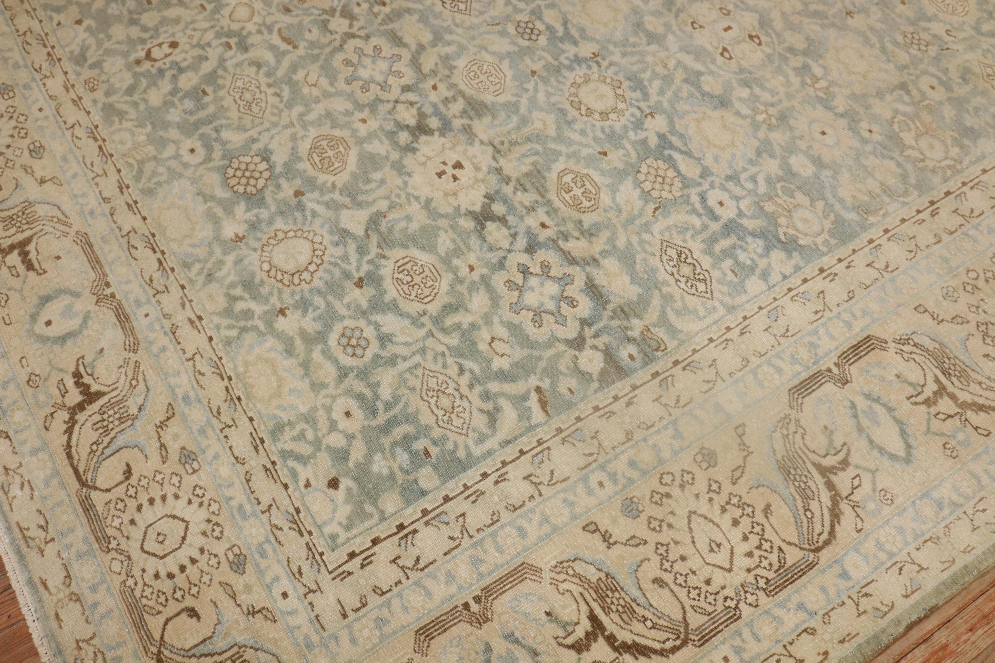 20ième siècle Tapis persan Malayer ancien bleu clair et vert de la collection Zabihi en vente