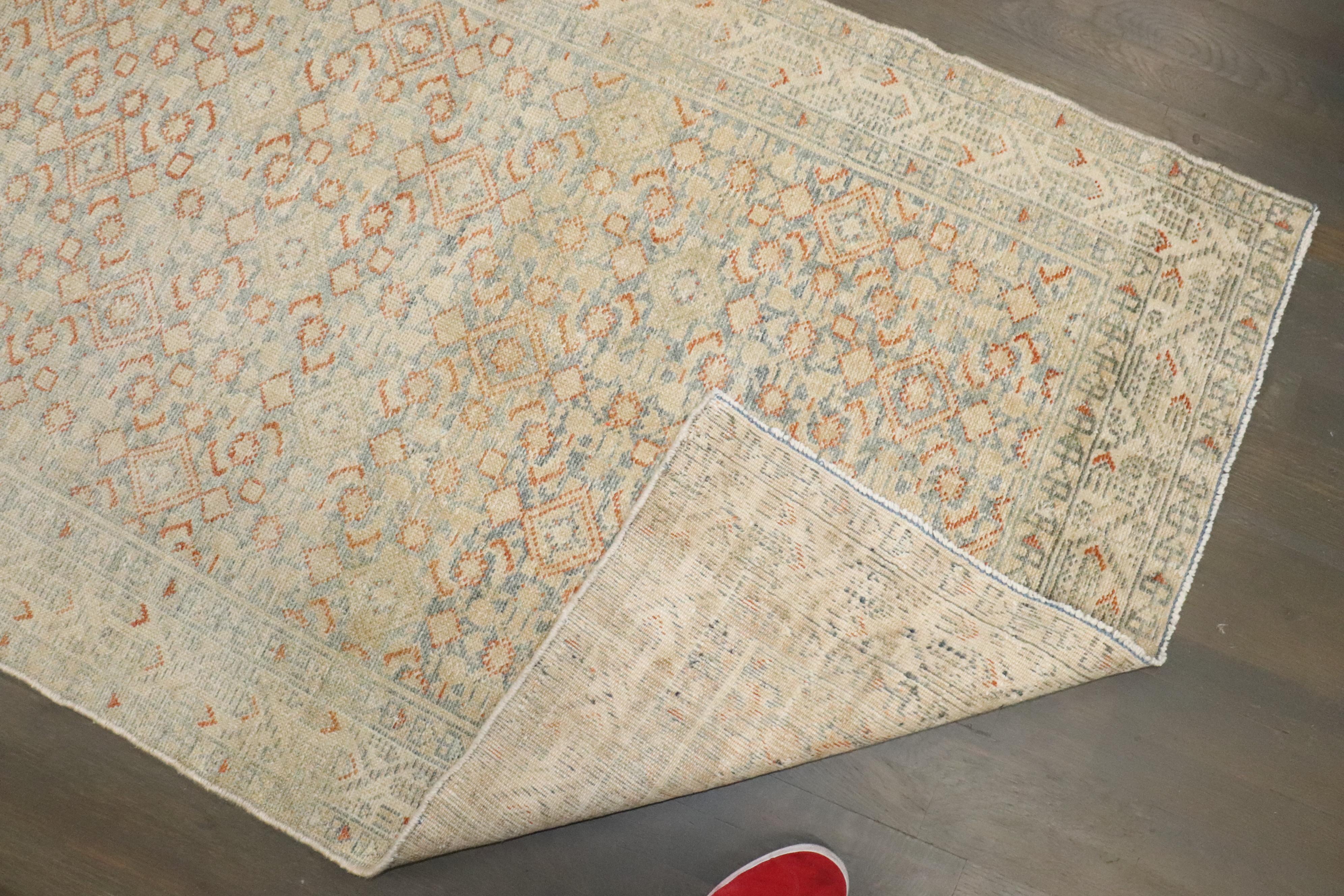 Zabihi Collection Long Antique Persian Malayer Runner im Angebot 3