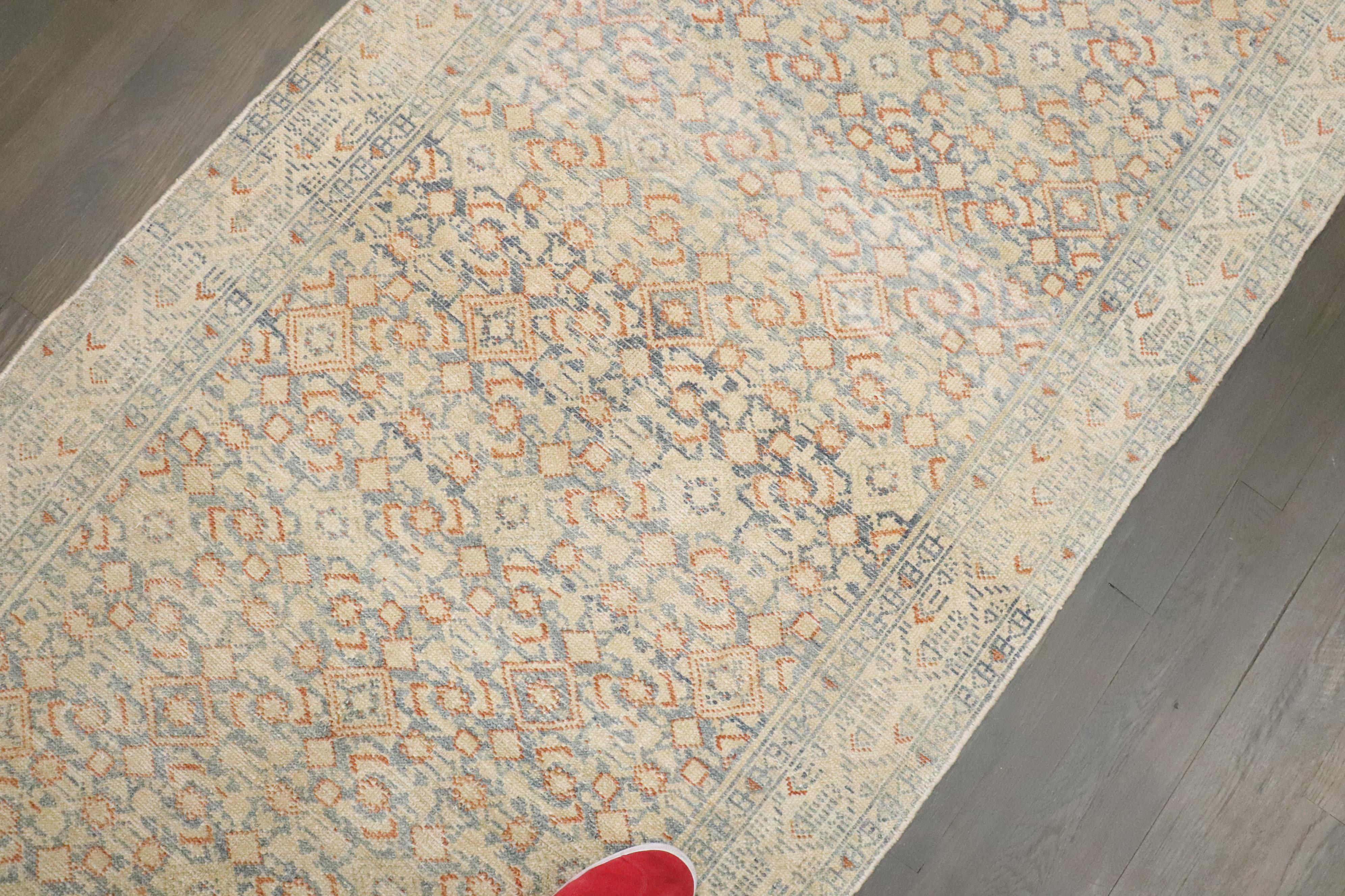 Zabihi Collection Long Antique Persian Malayer Runner (Handgewebt) im Angebot