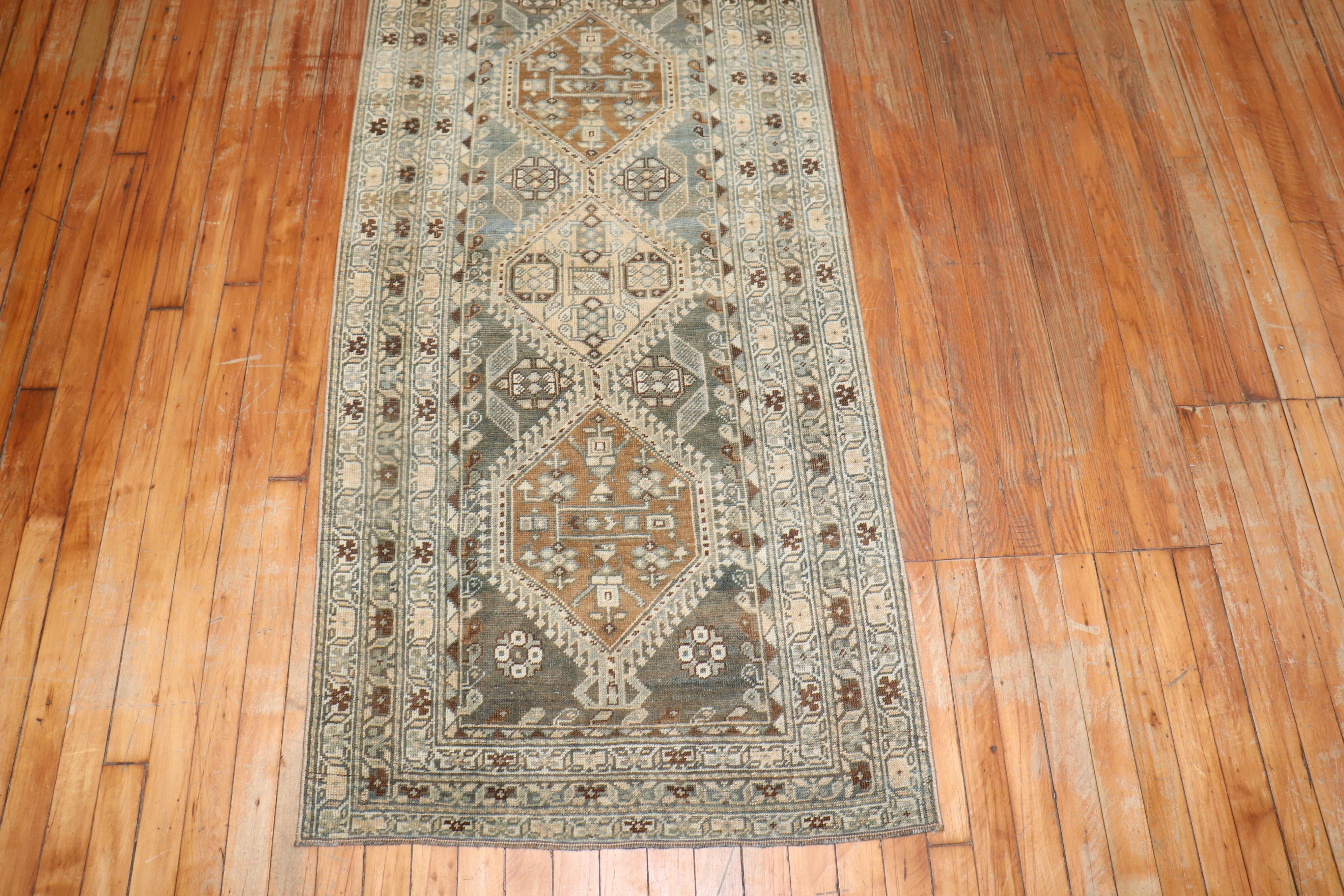 Zabihi Collection Long Antique Persian Malayer Runner Bon état - En vente à New York, NY