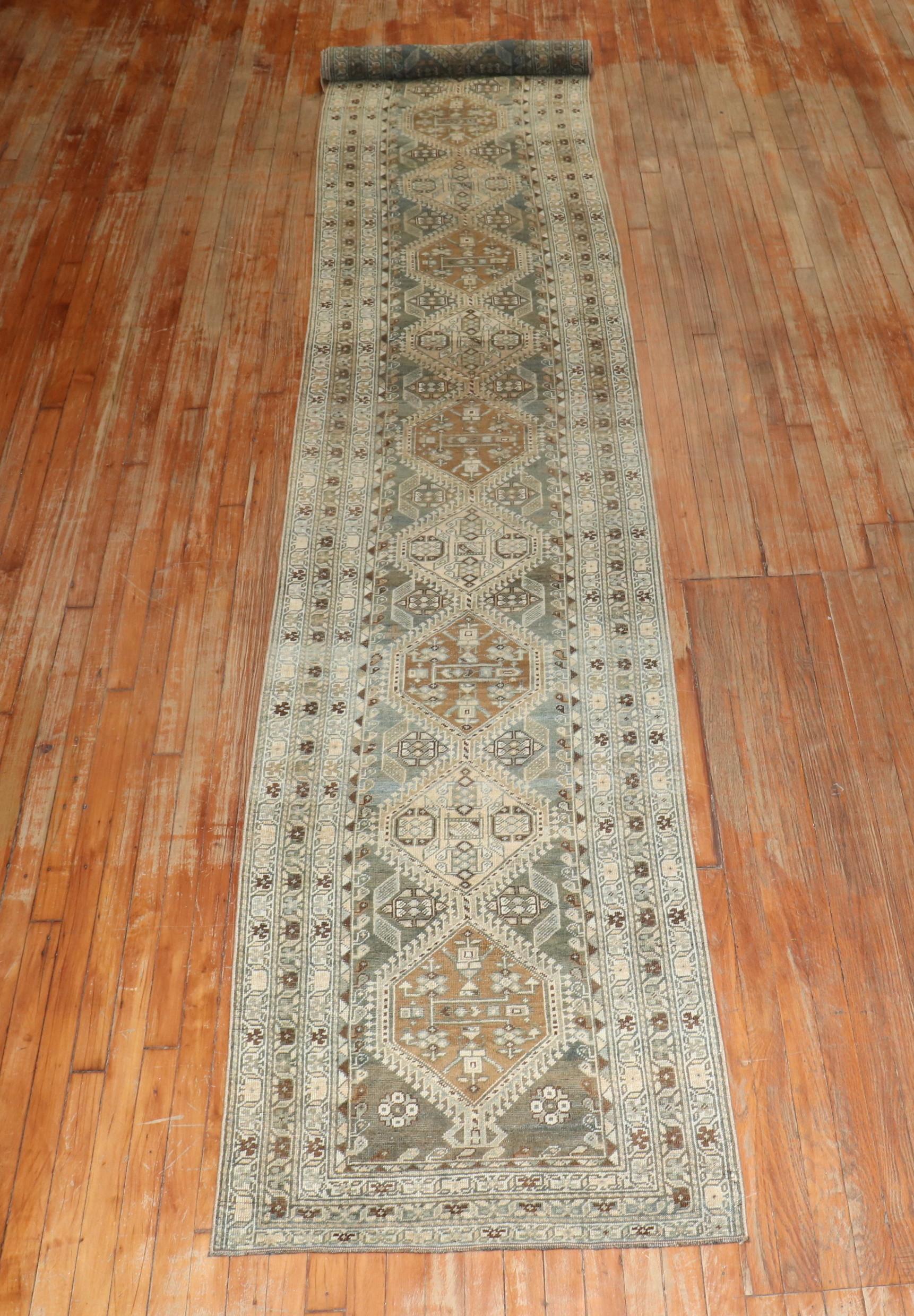 Laine Zabihi Collection Long Antique Persian Malayer Runner en vente