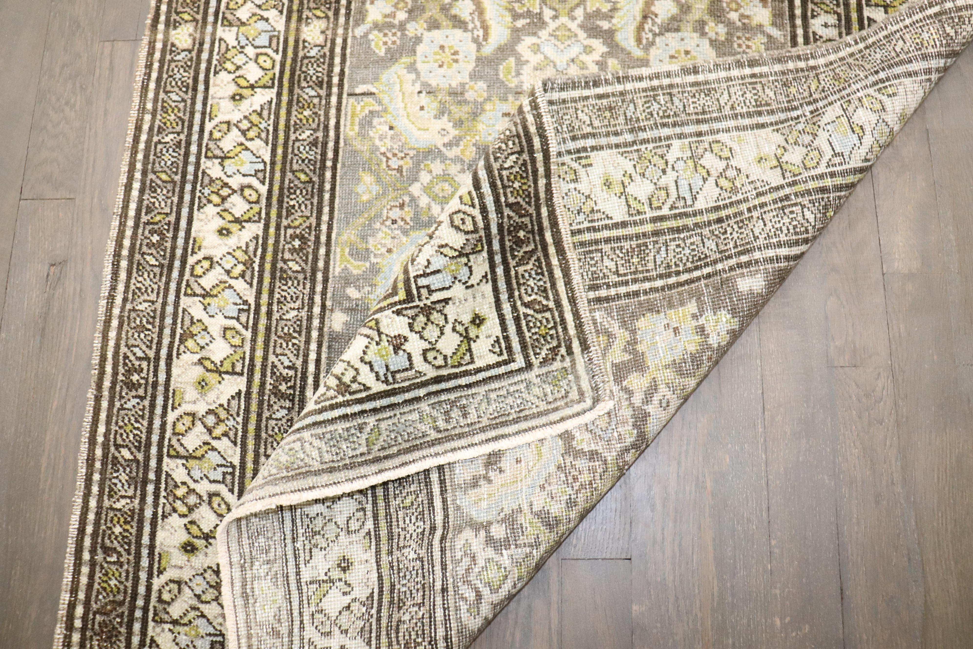 Zabihi Collection Long Antique Persian Malayer Runner im Angebot 2