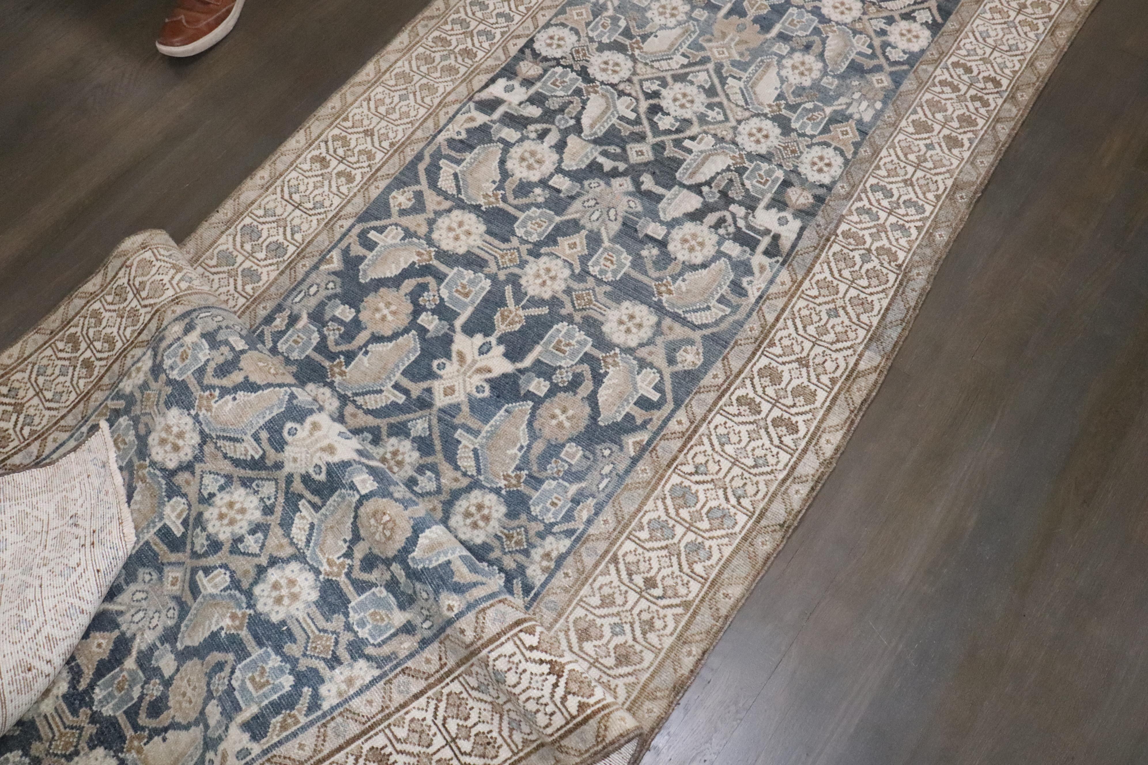 Zabihi Collection Long Vintage Persian 25 Fuß Läufer (Persisch) im Angebot