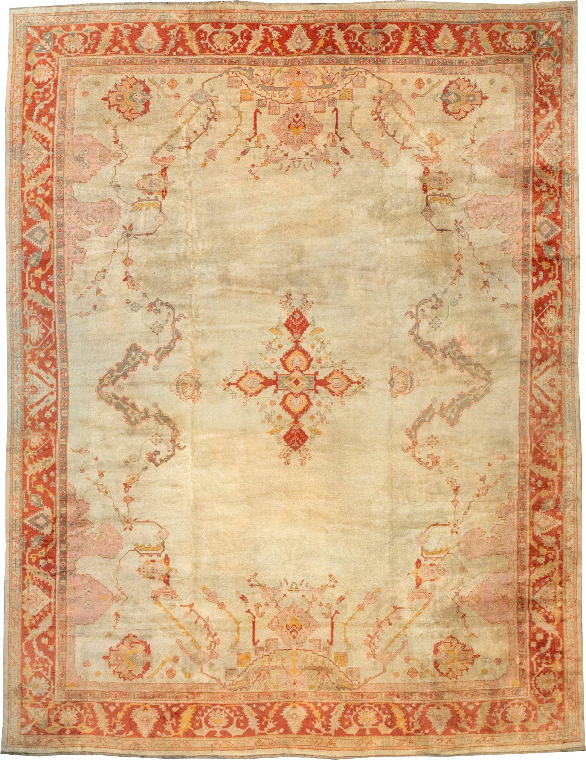 Zabihi Collection Mansion Size Antiker türkischer Oushak-Teppich (20. Jahrhundert) im Angebot