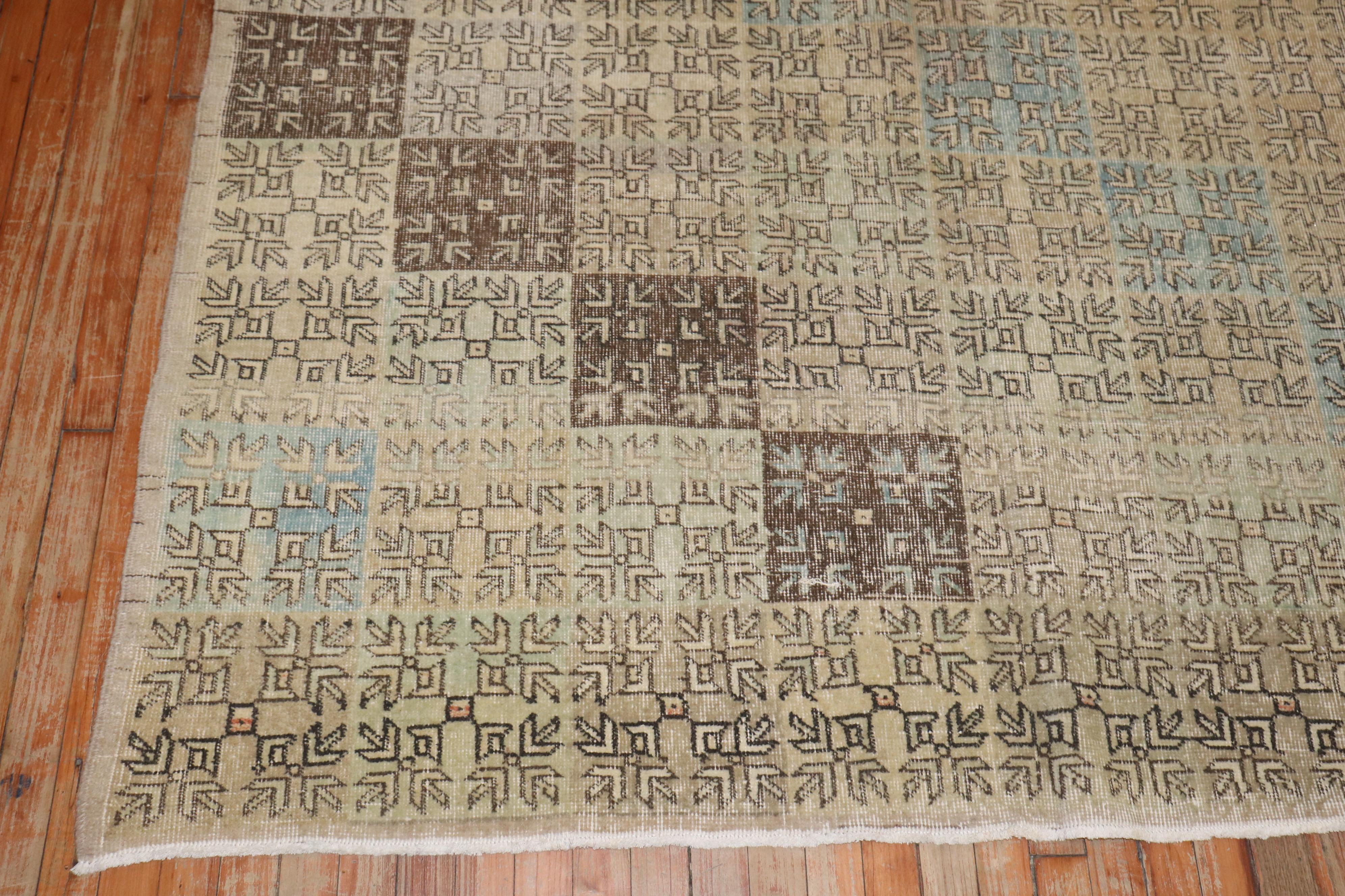 Colección Zabihi Alfombra Turca Deco de mediados del siglo XX Moderno de mediados de siglo en venta
