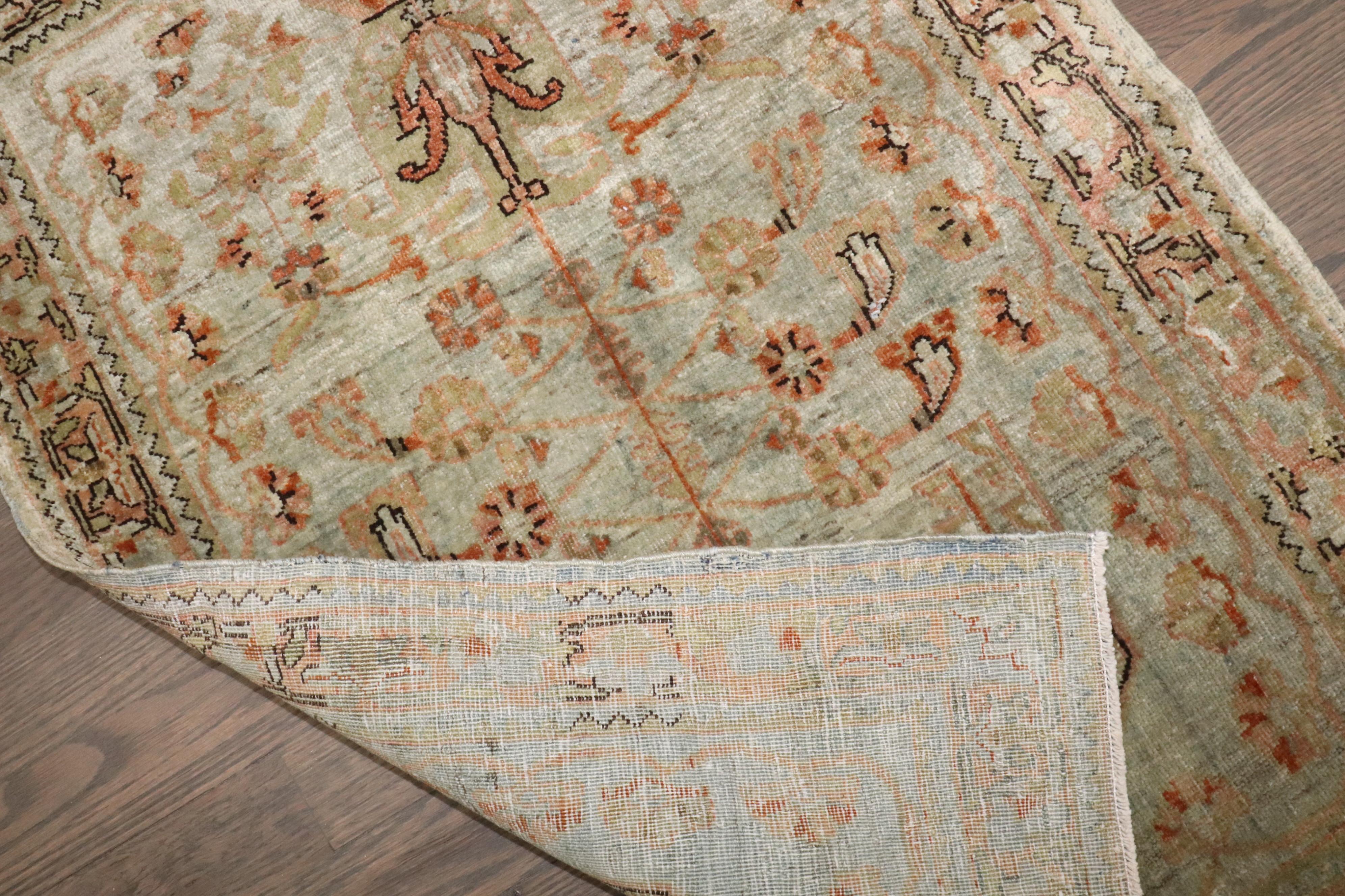 Mini tapis Sarouk persan ancien de la collection Zabihi Bon état - En vente à New York, NY