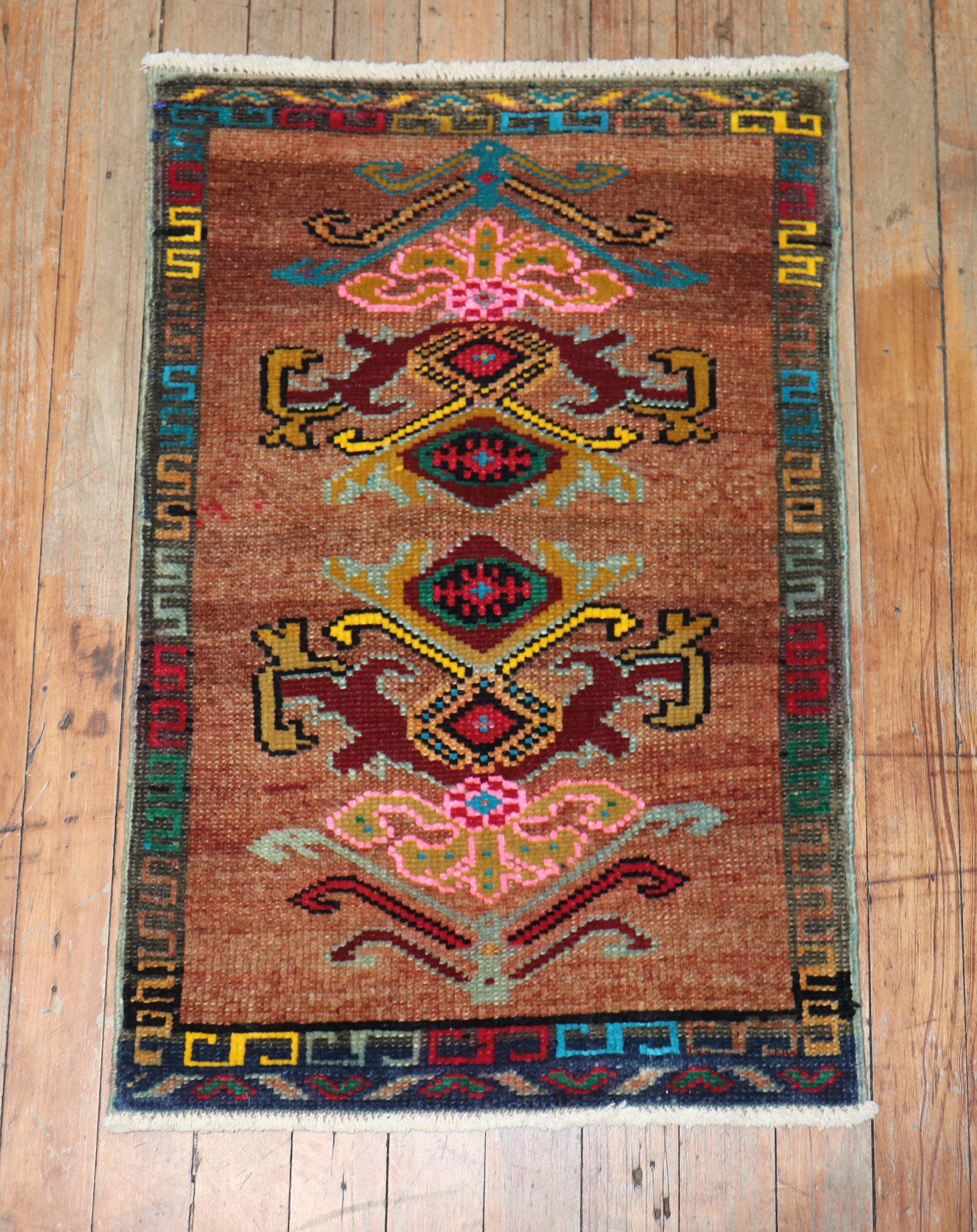Adirondack The Collective Mini Turkish Rug (tapis turc) en vente