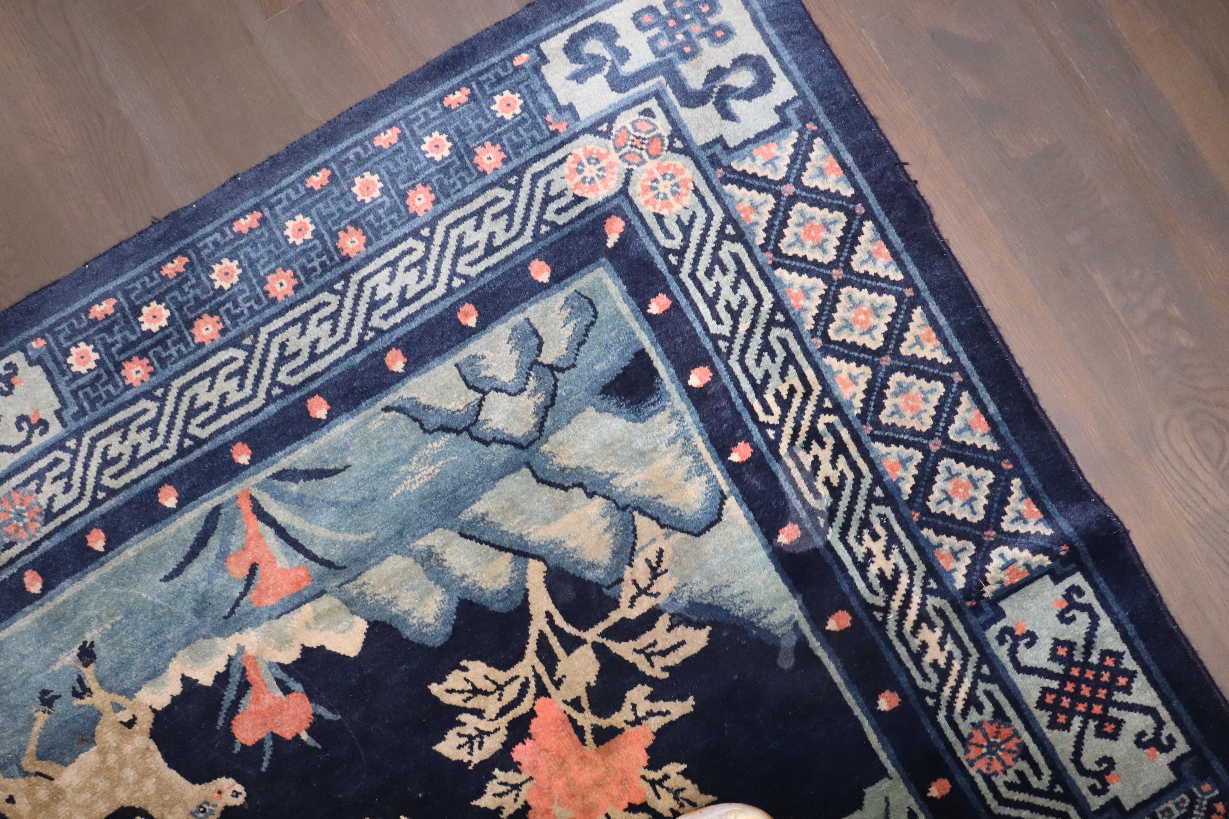 Tapis mongol à motifs d'animaux du début du 20e siècle

Détails
rug no.	j4554
taille	5' 5