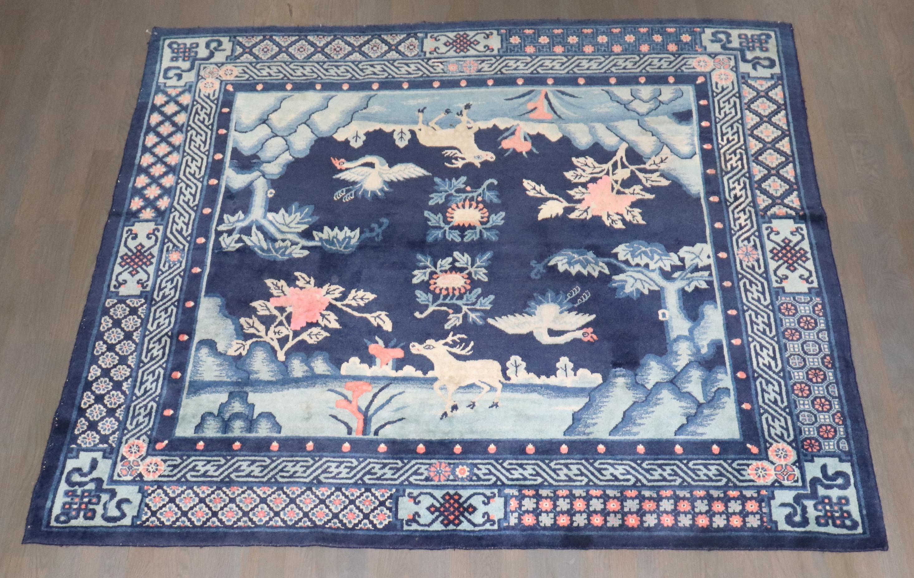 Collection Zabihi Tapis carré en forme d'animal de Mongolie en vente 1