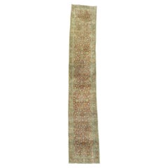 Tapis de couloir persan Kashan étroit de la collection Zabihi