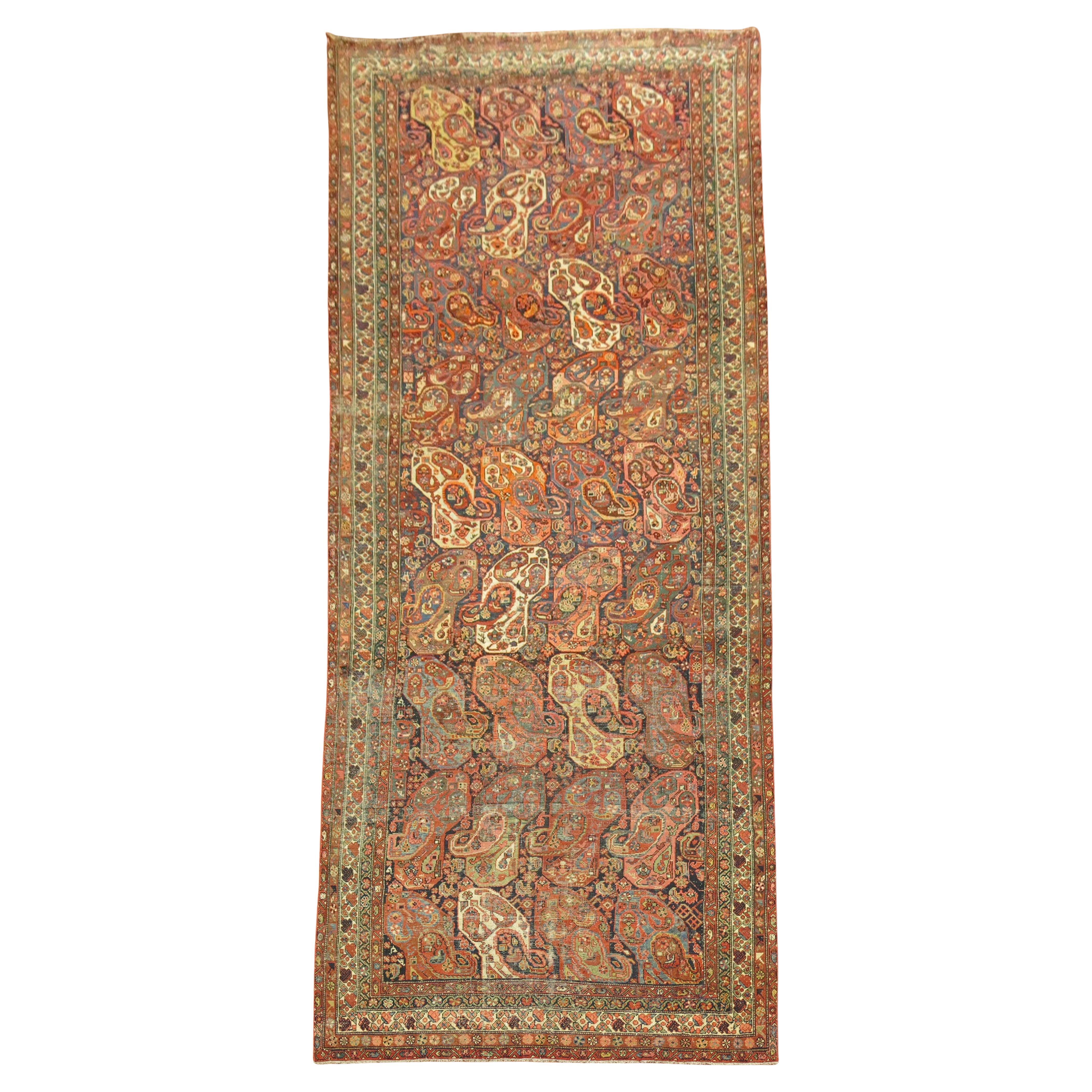 Zabihi Collection Northwest Persian Corridor Carpet im Angebot