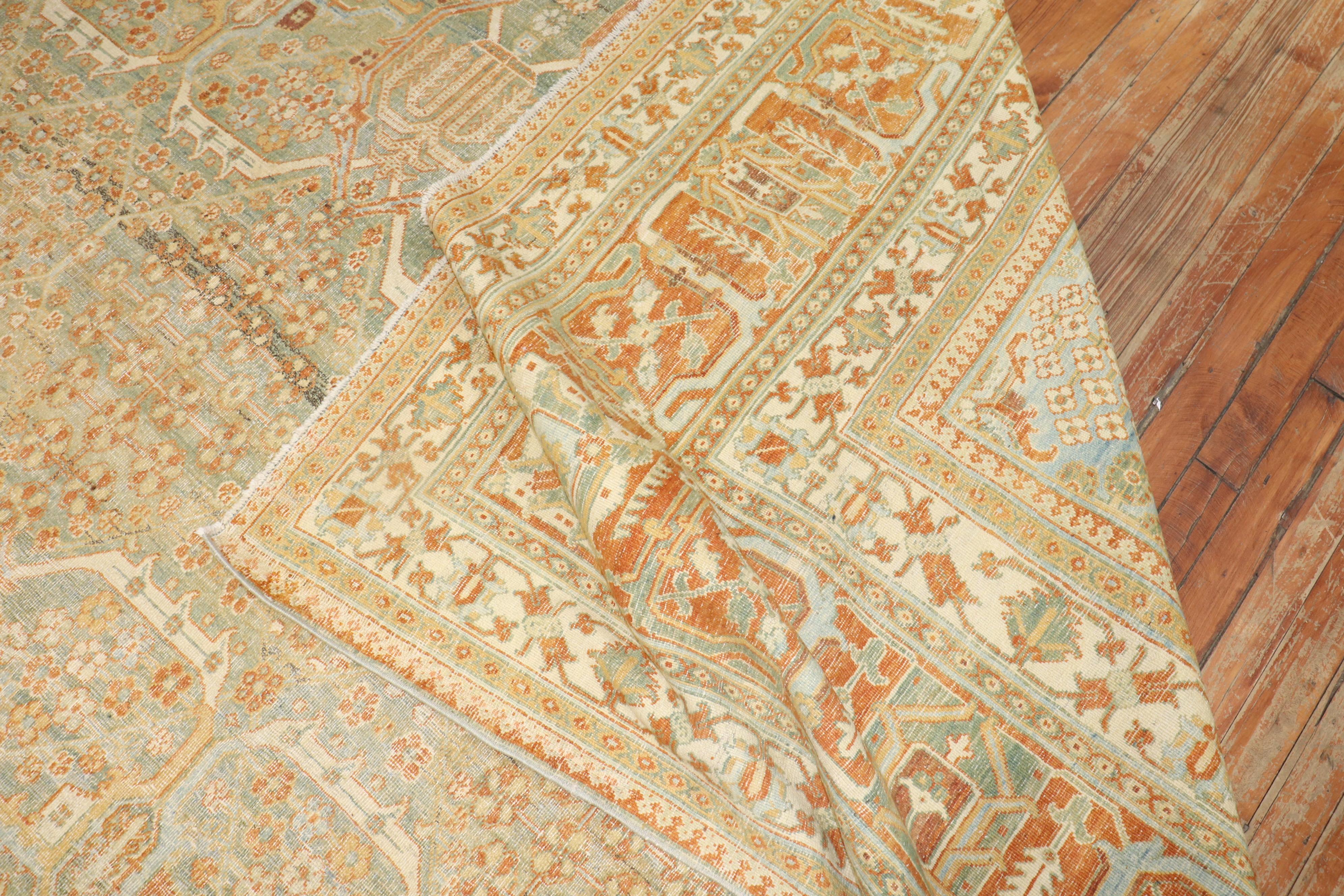 Tissé à la main Tapis persan Joshegan ancien surdimensionné orange et vert de la collection Zabihi en vente
