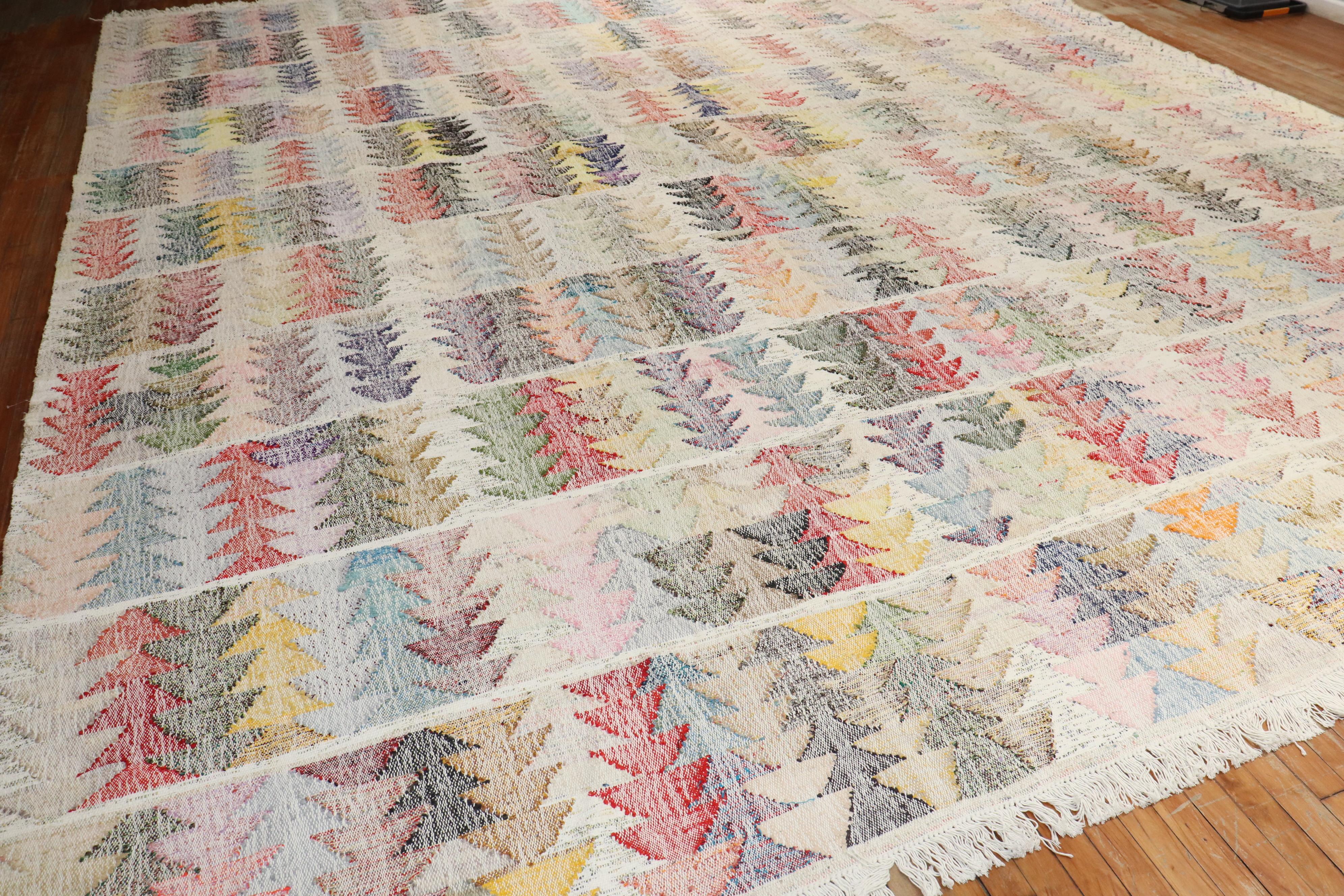 Collection Zabihi collection Kilim turc géométrique d'inspiration vintage en vente 3