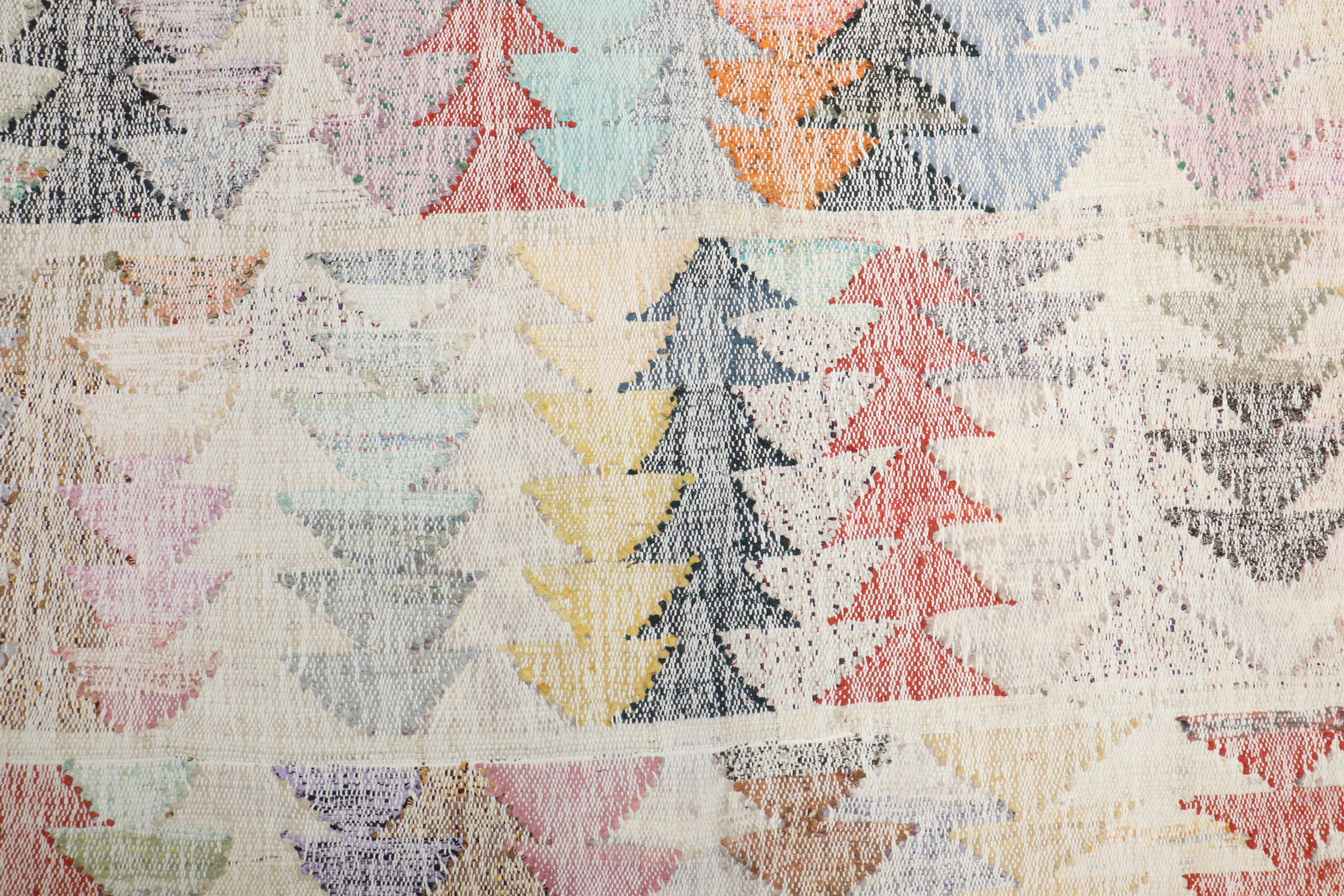 20ième siècle Collection Zabihi collection Kilim turc géométrique d'inspiration vintage en vente