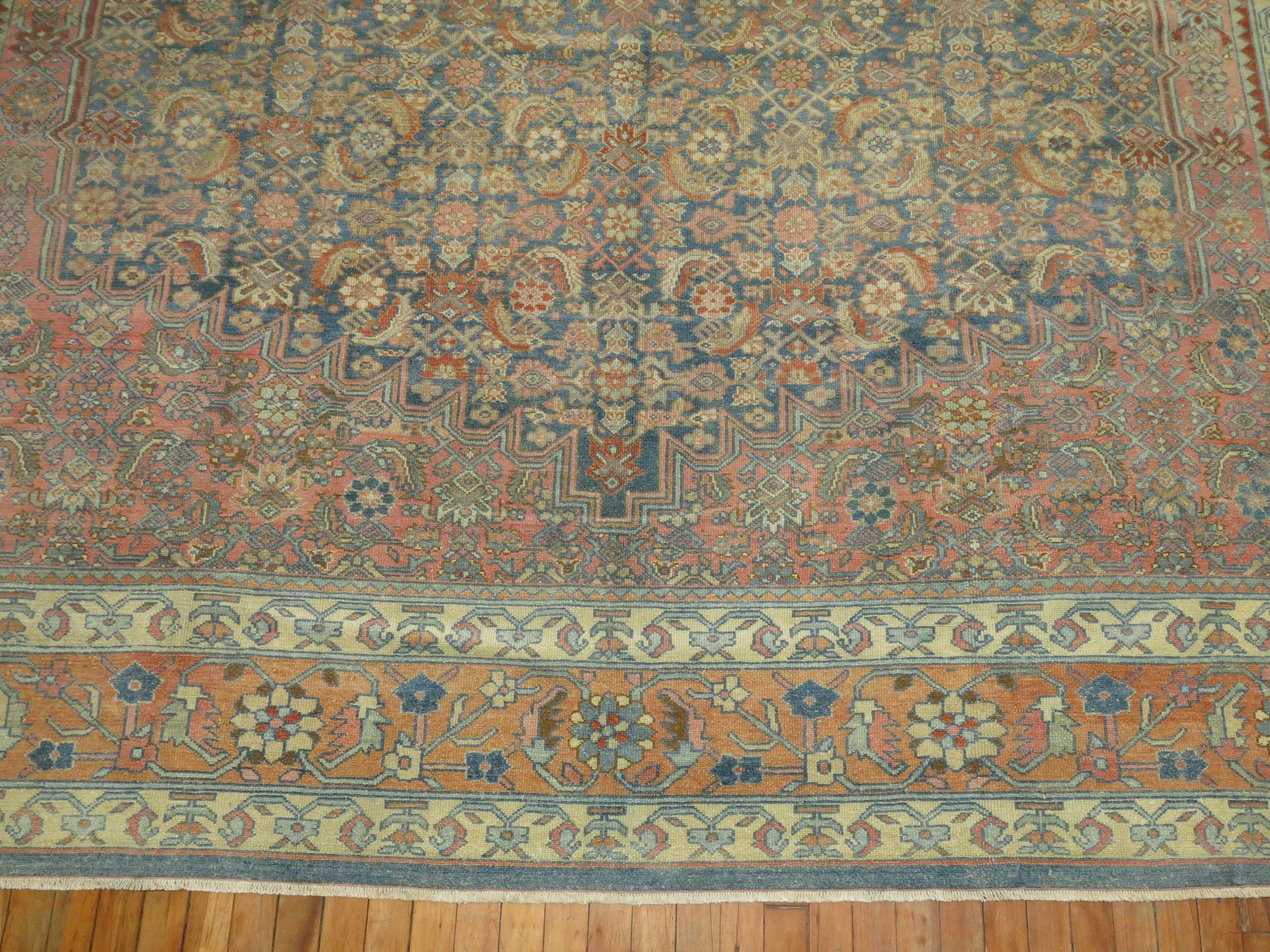 un delizioso tappeto persiano bibikabad di grandi dimensioni con motivi herati in blu, rosa e terracotta, circa 1910

Dettagli
rug no.	j1411
dimensione	10' 8