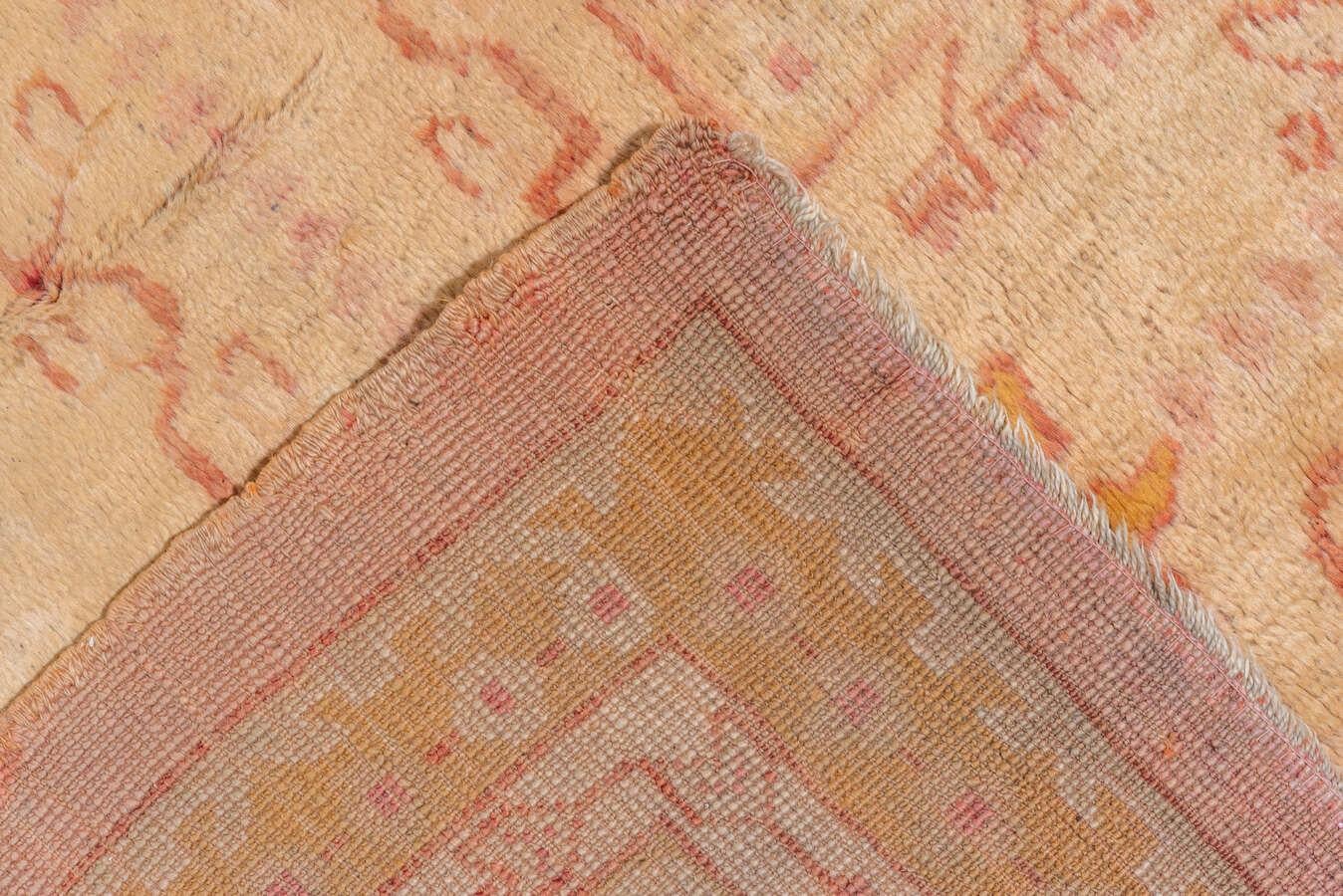 Zabihi Kollektion Oversize Rosa Gold Großer antiker türkischer Oushak-Teppich (Wolle) im Angebot