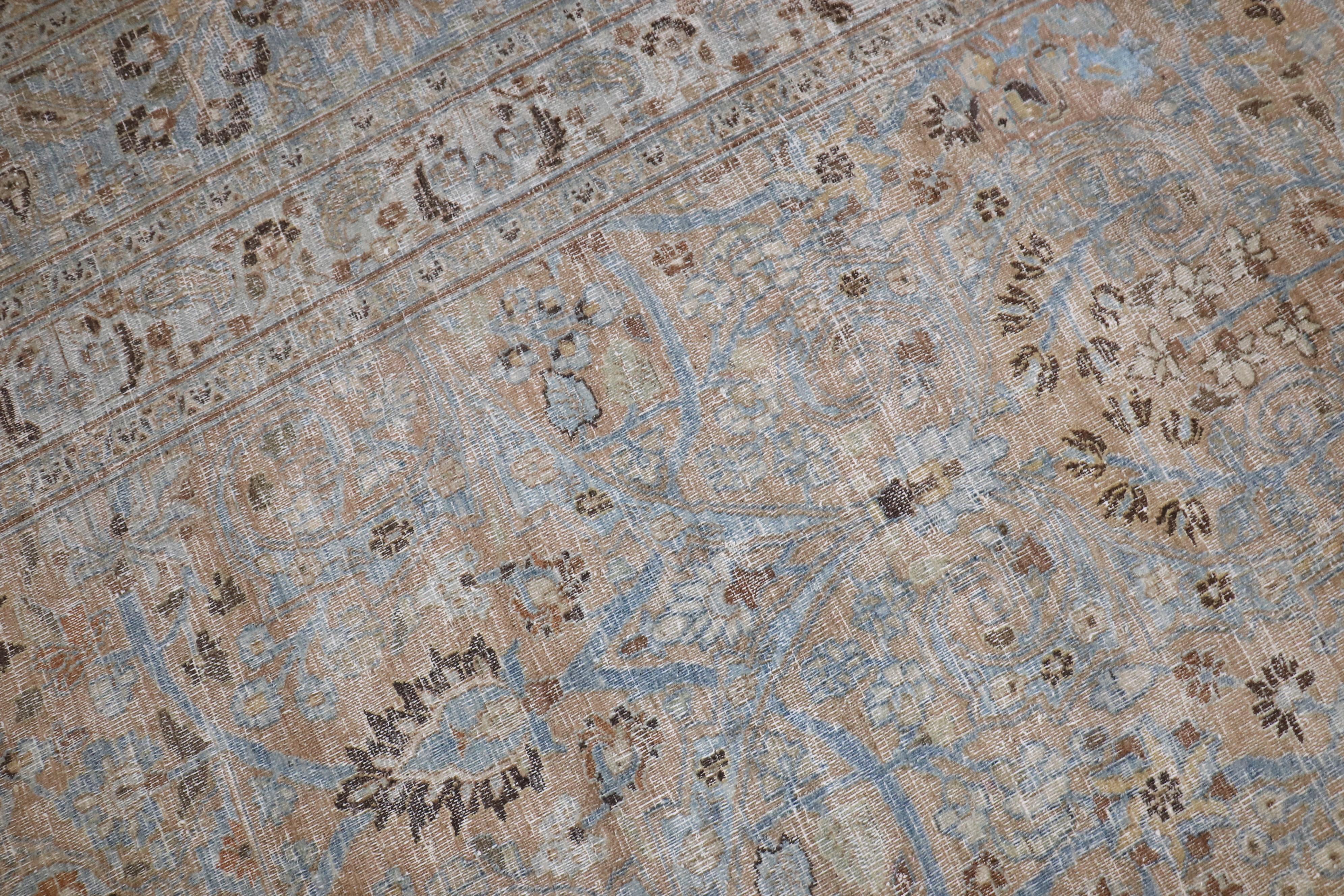 Tapis carré ancien persan Doroksh de la collection Zabihi en vente 1