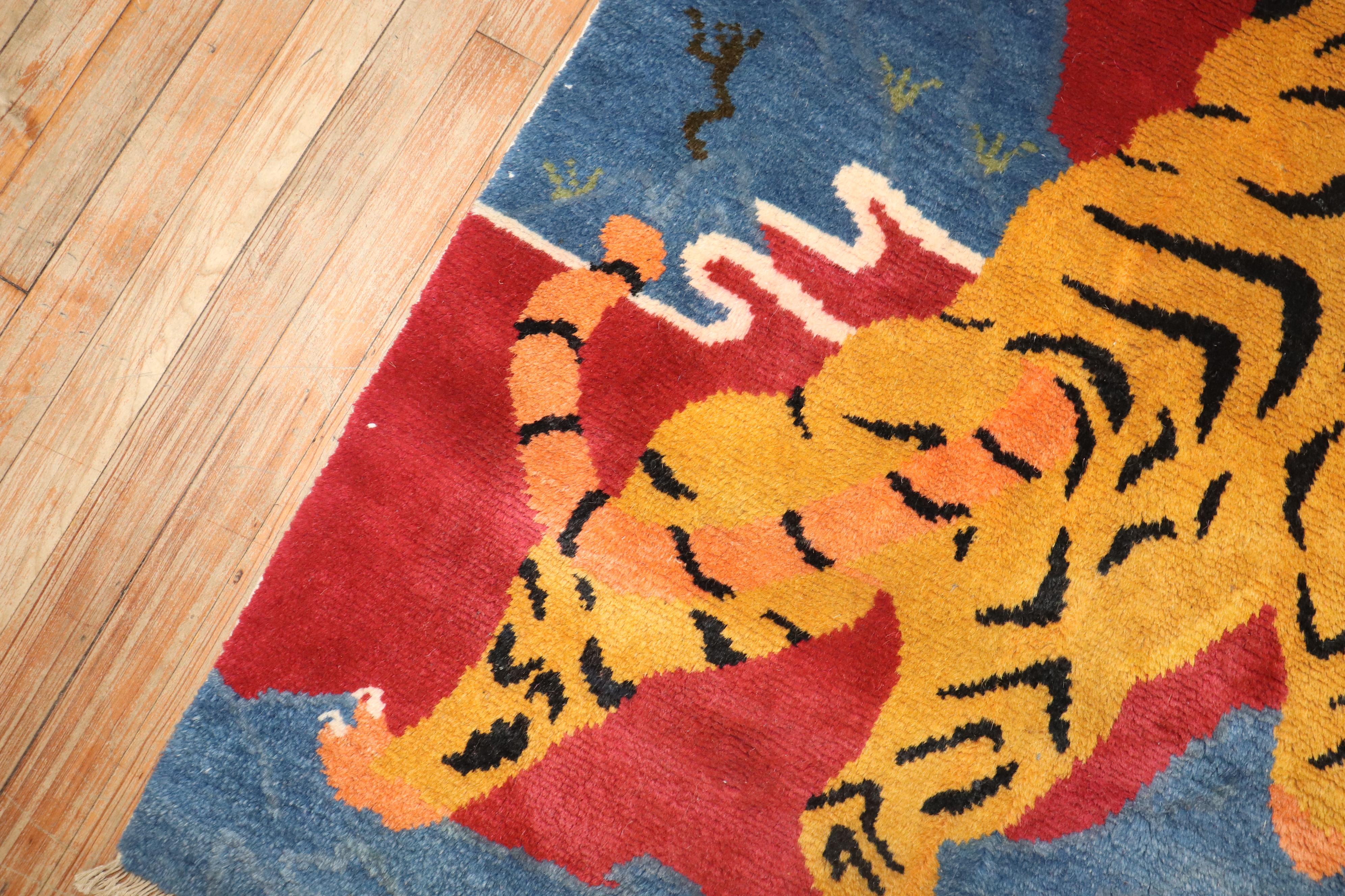 Tessuto a mano Zabihi Collection Coppia di tappeti tibetani Tiger in vendita