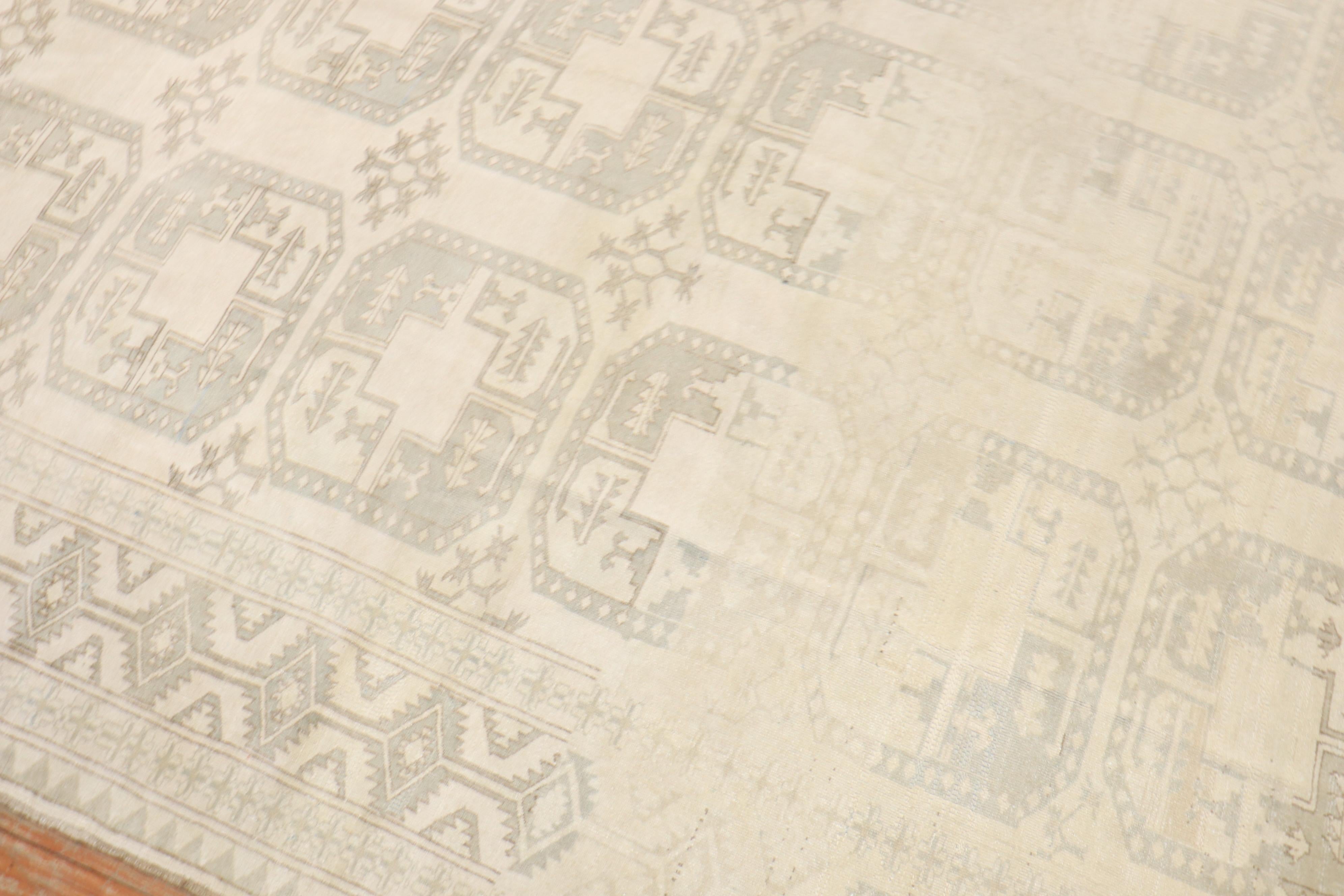 Tribal Collectional Pale Square Afghan Ersari Tapis Zabihi en vente