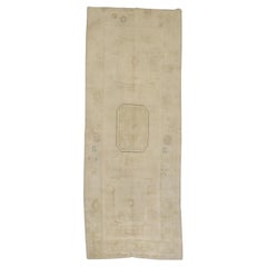 Tapis de couloir large Oushak turc vintage pâle collection Zabihi