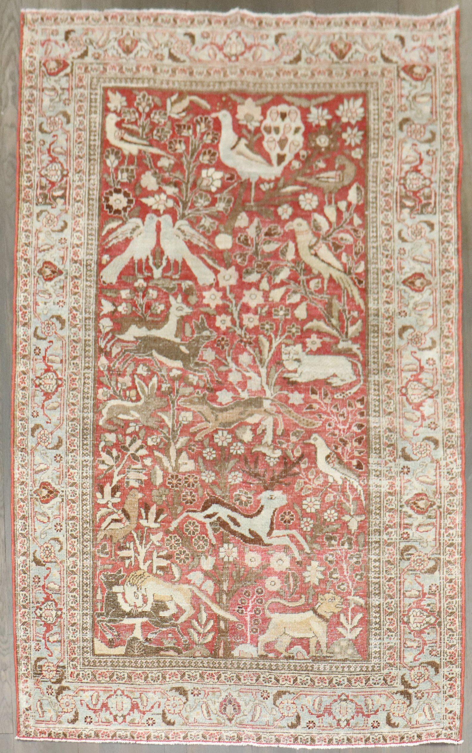 Zabihi Collection Persische Tierbilder Maschenteppich Rot im Angebot 1